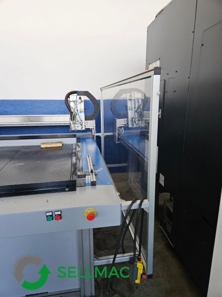 PLOTTER DA INCOLLAGGIO E TAPPETO PRESSATORE in vendita - foto 9