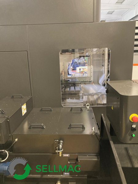 CENTRO DI LAVORO COMPLETO DI 4° ASSE in vendita - foto 2
