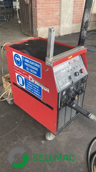 Macchine per saldare in vendita