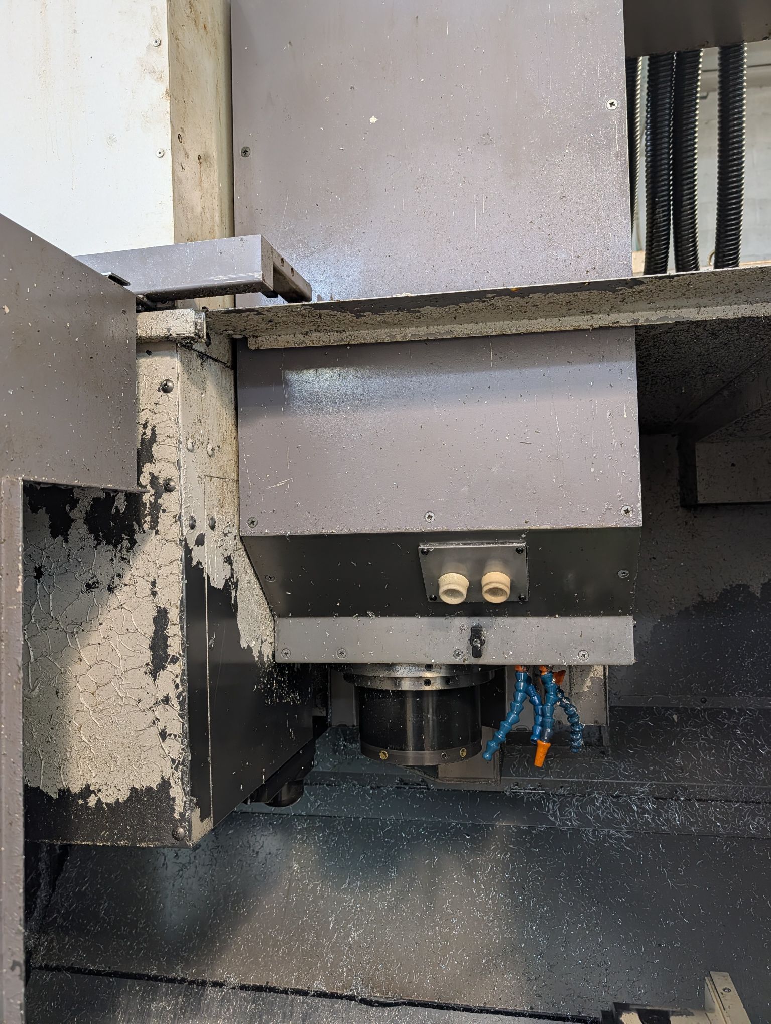CENTRO DI LAVORO CON 4 ASSE in vendita - foto 4