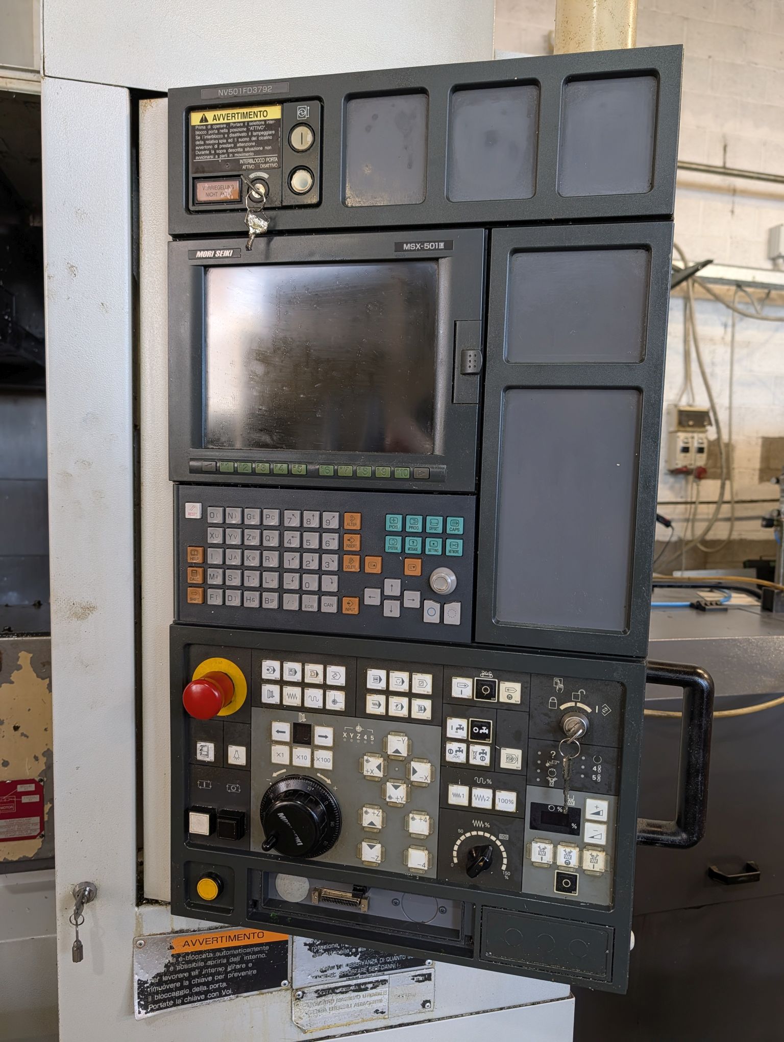 CENTRO DI LAVORO MORI SEIKI NV 5000A1 CON 4° ASSE in vendita - foto 5