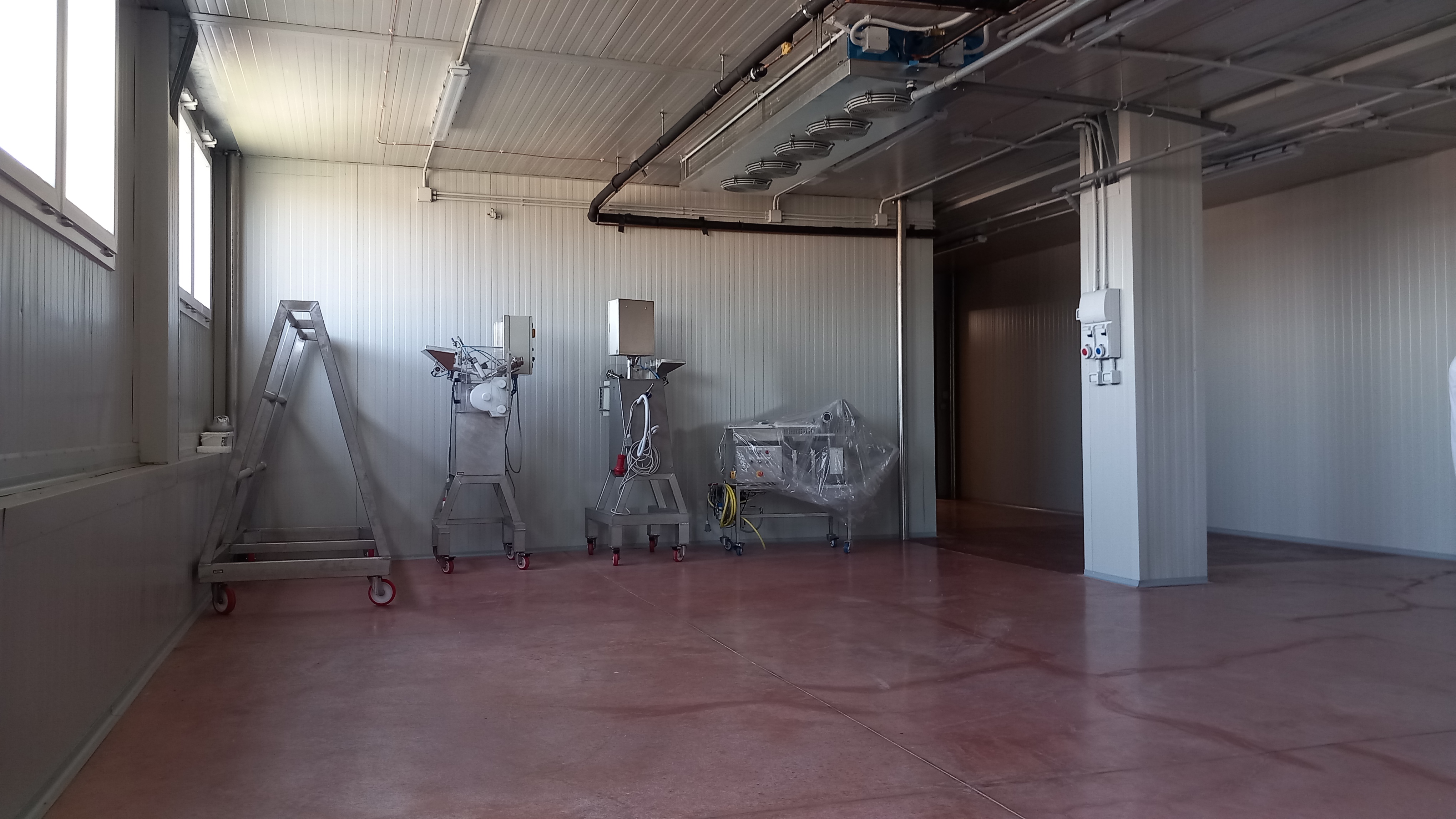 Stabilimento per la lavorazione delle carni e salumi  in vendita - foto 5