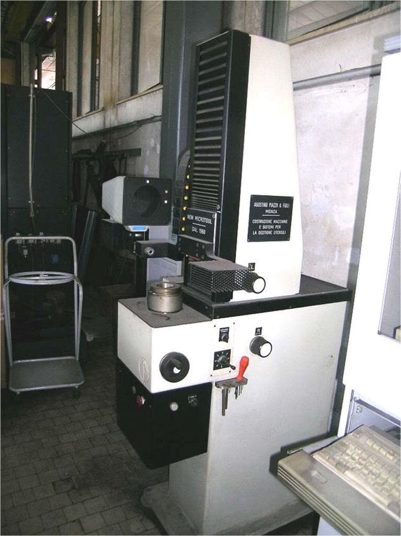 VENDO PRESETTING UTENSILI NEW MICROTOOL in vendita - foto 1