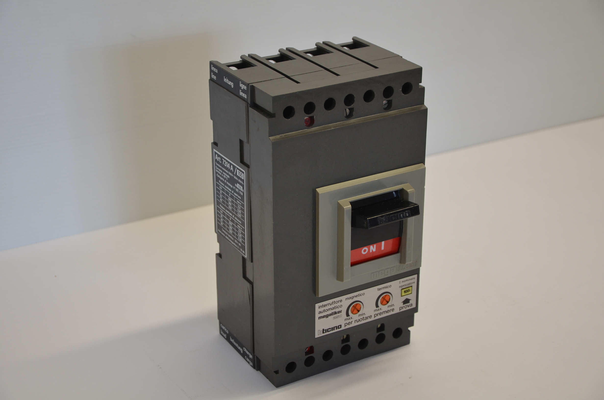 Interruttore Bticino mod. Megatiker 250 art. 7314 A/100 in vendita - foto 3