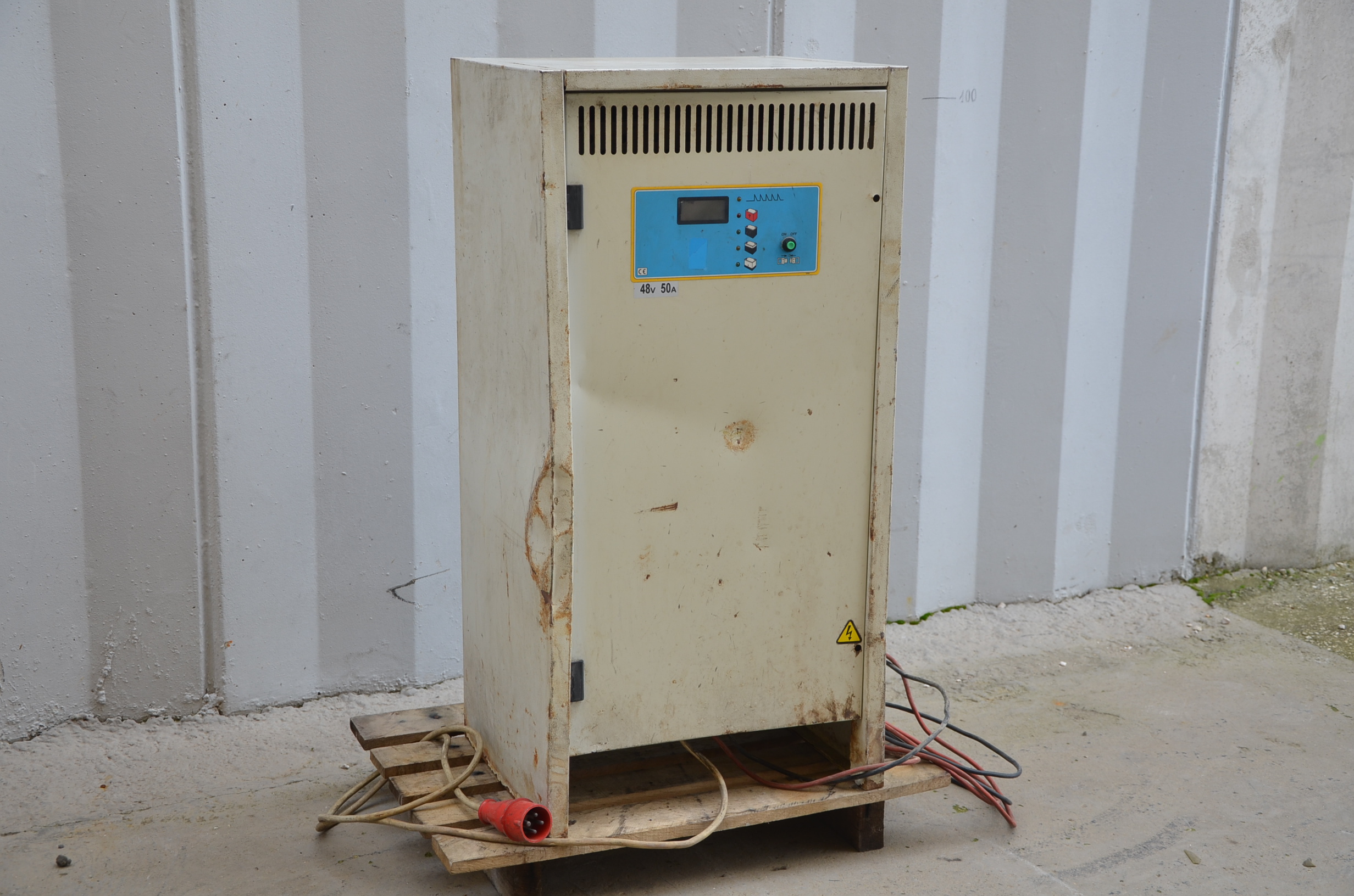 Caricabatterie muletto 48V - P.B.M. SRL in vendita - foto 2