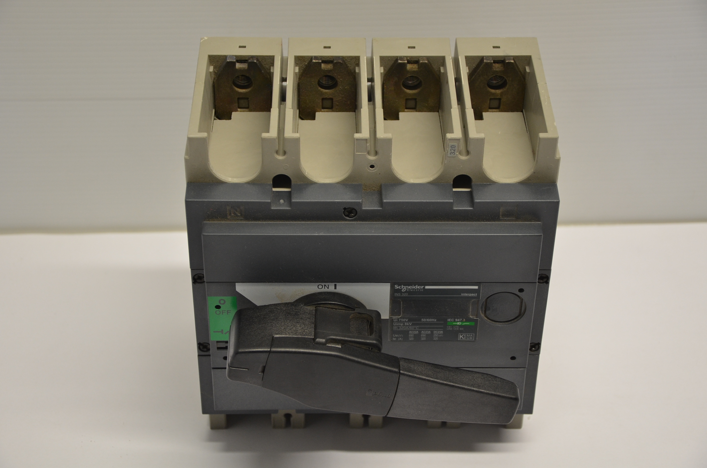 Interruttore Schneider mod. INS 320 in vendita - foto 4