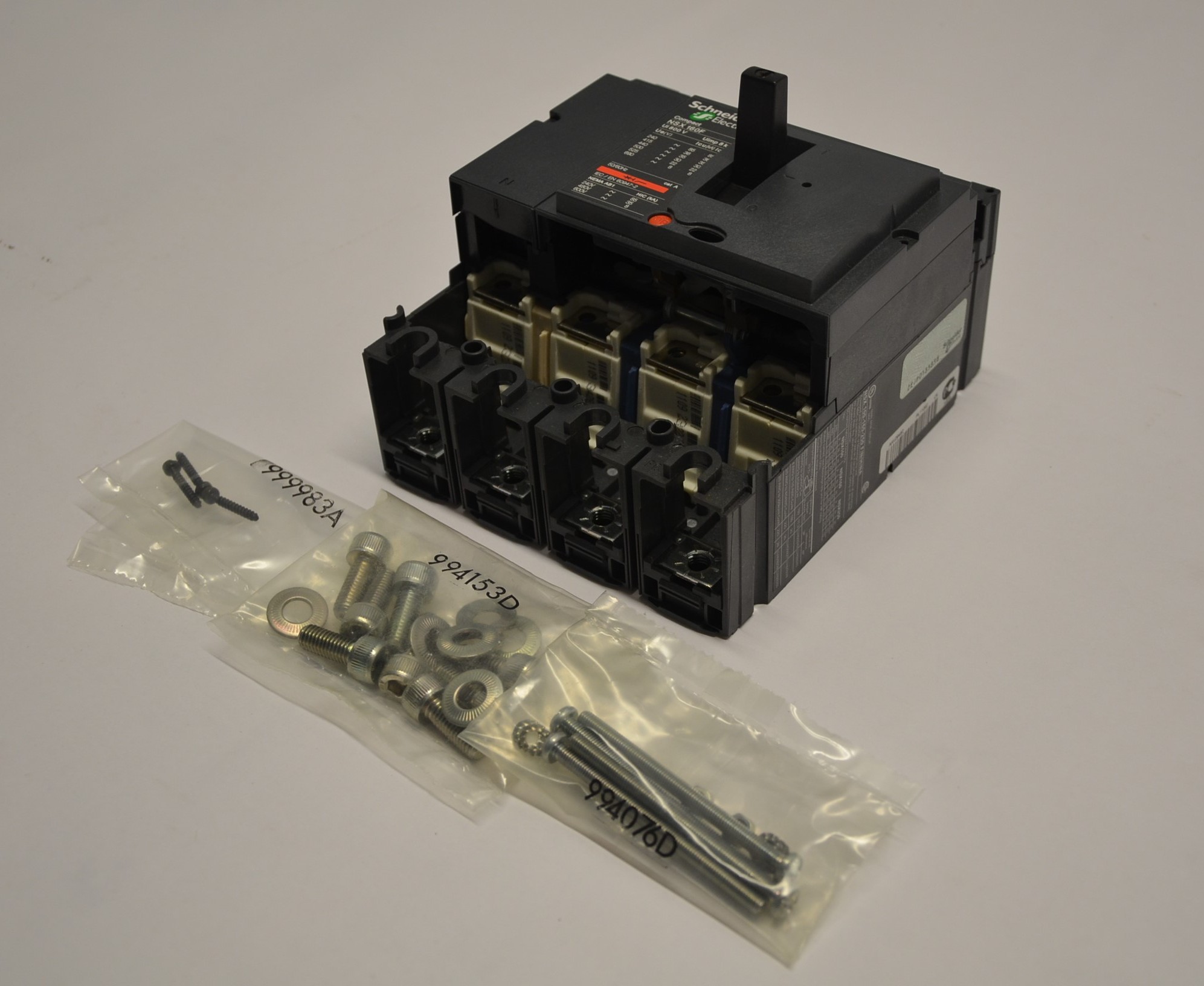 Interruttore Schneider mod. Compact NSX160F LV430408 in vendita - foto 3