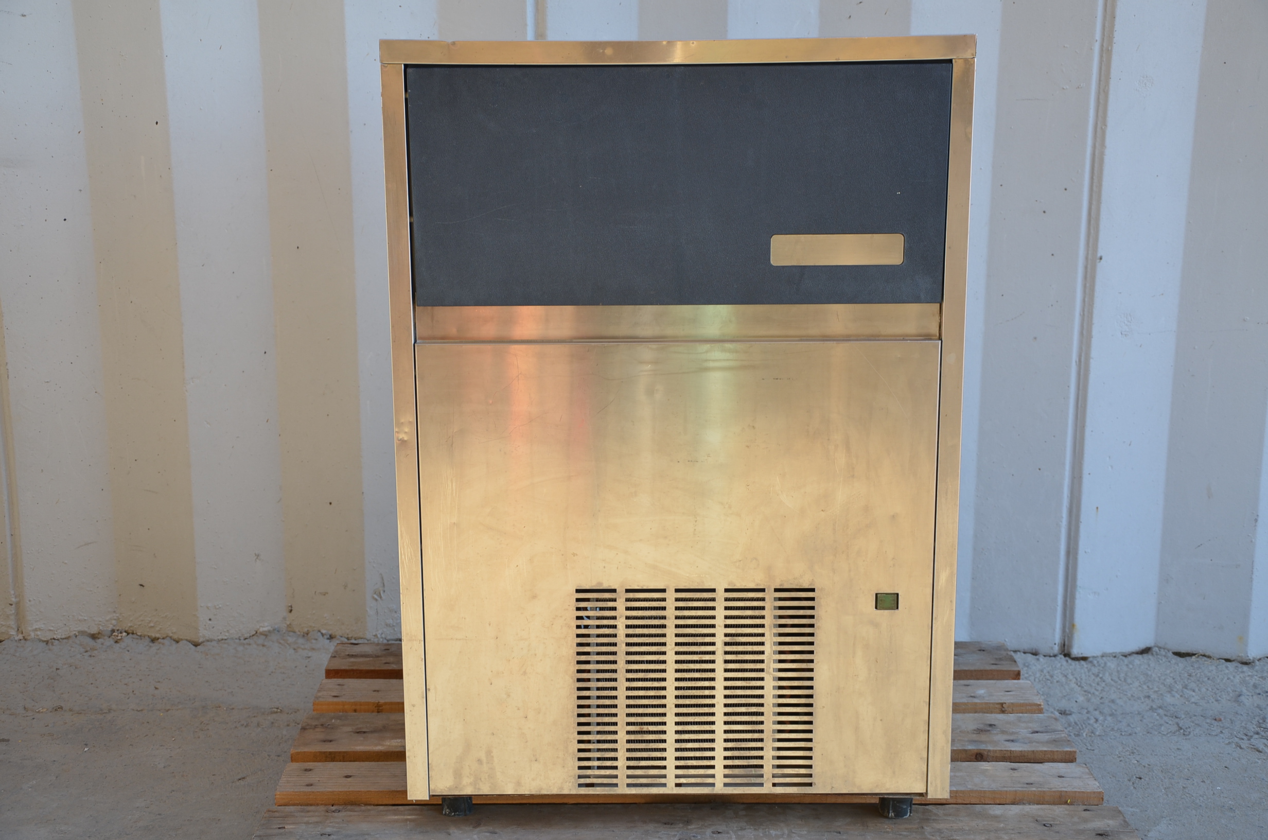 Fabbricatore di ghiaccio - 130 Kg in vendita - foto 1
