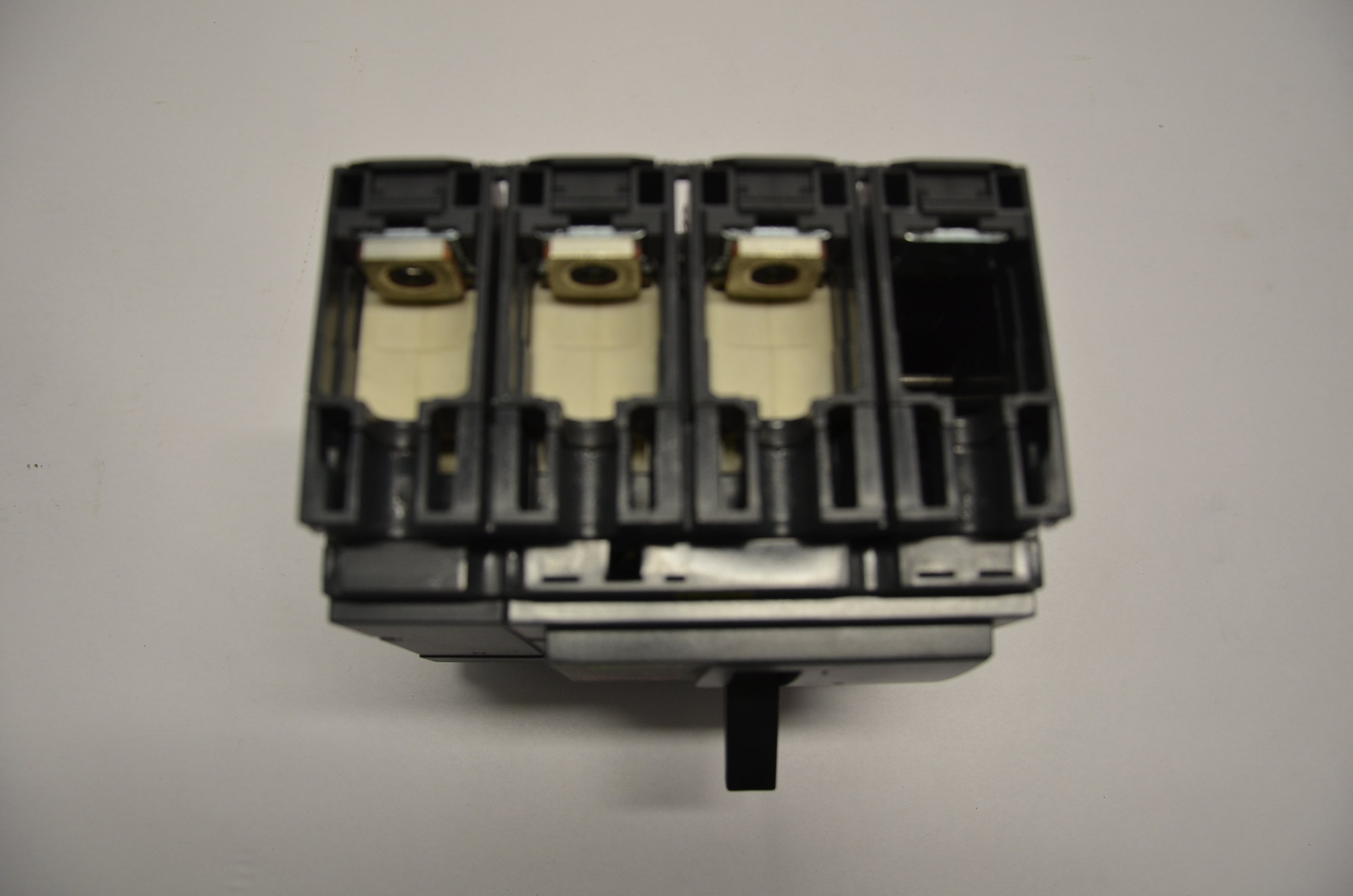 Interruttore Schneider mod. Compact NSX250F in vendita - foto 4