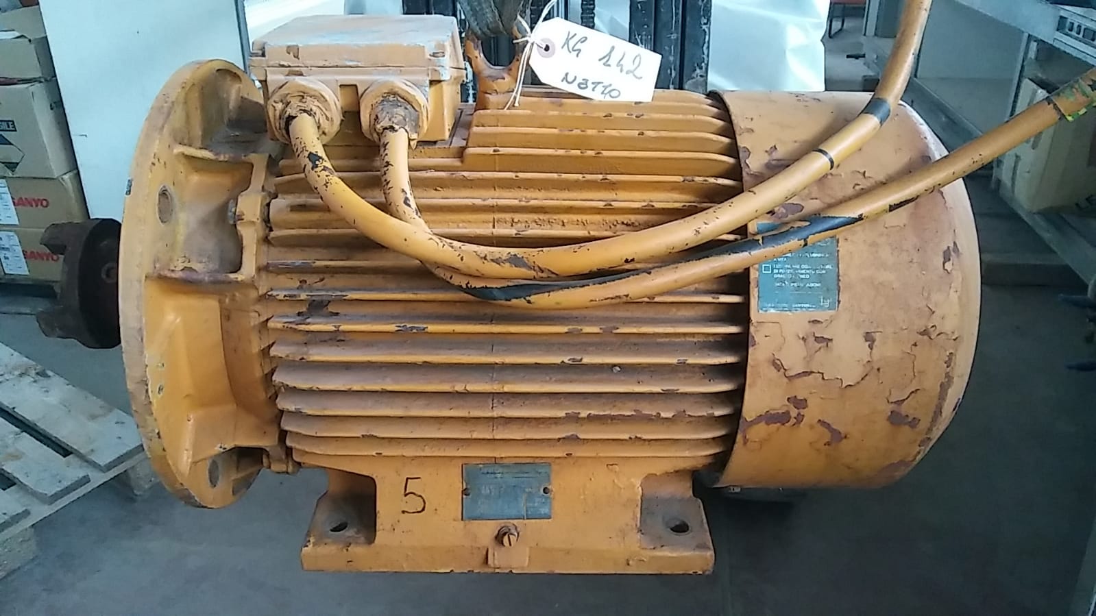 Motore elettrico trifase - Cantoni in vendita - foto 1
