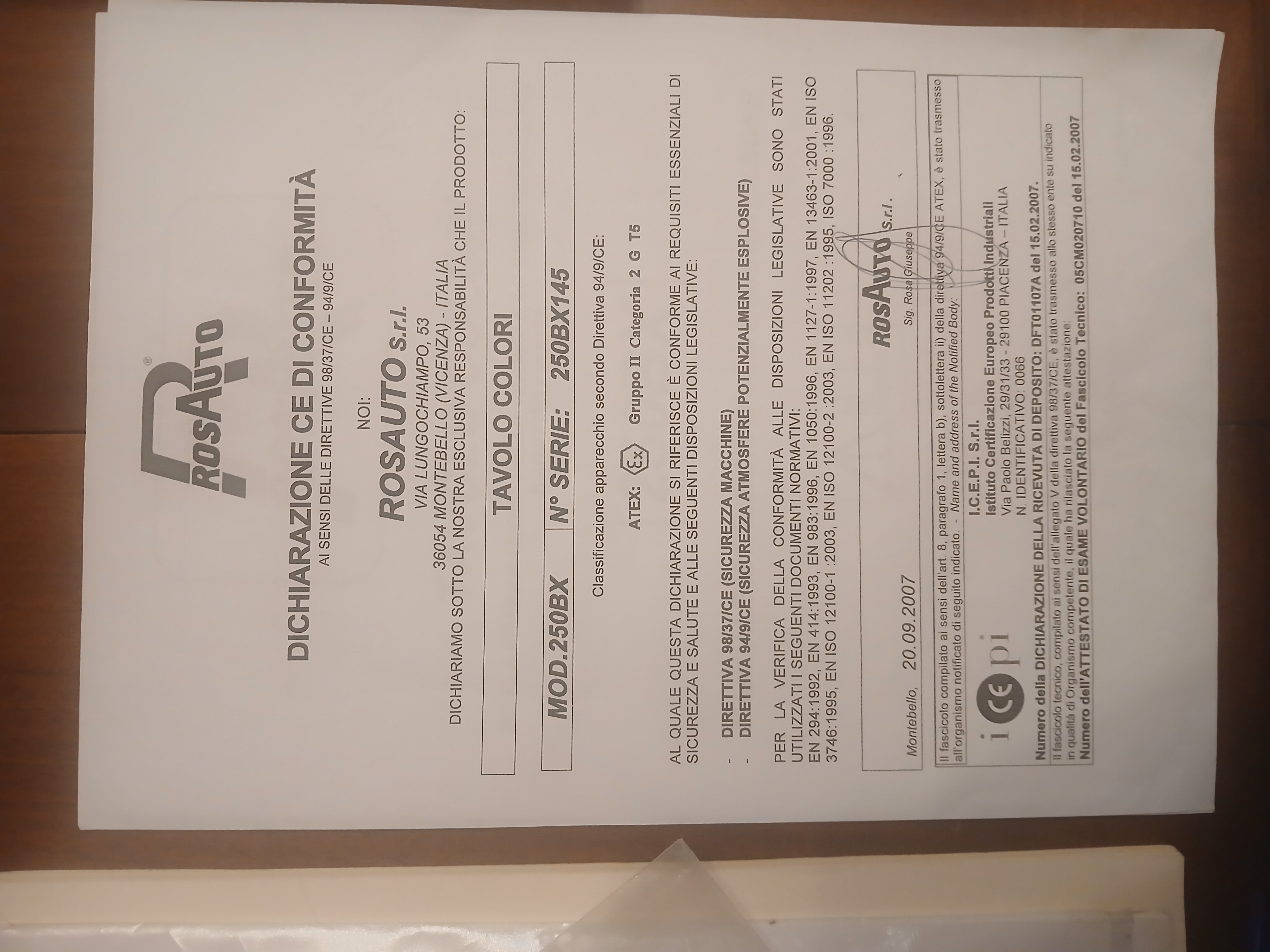 Banco di lavoro preparazione colore con aspirazione in vendita - foto 12