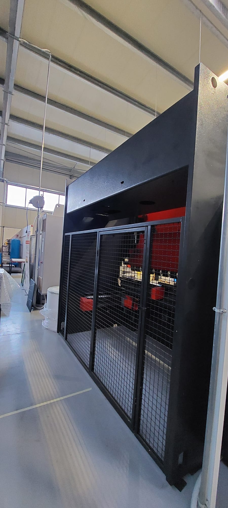  Pressa Piegatrice Syncro Amada HFE M2 1303 L  in vendita - foto 3