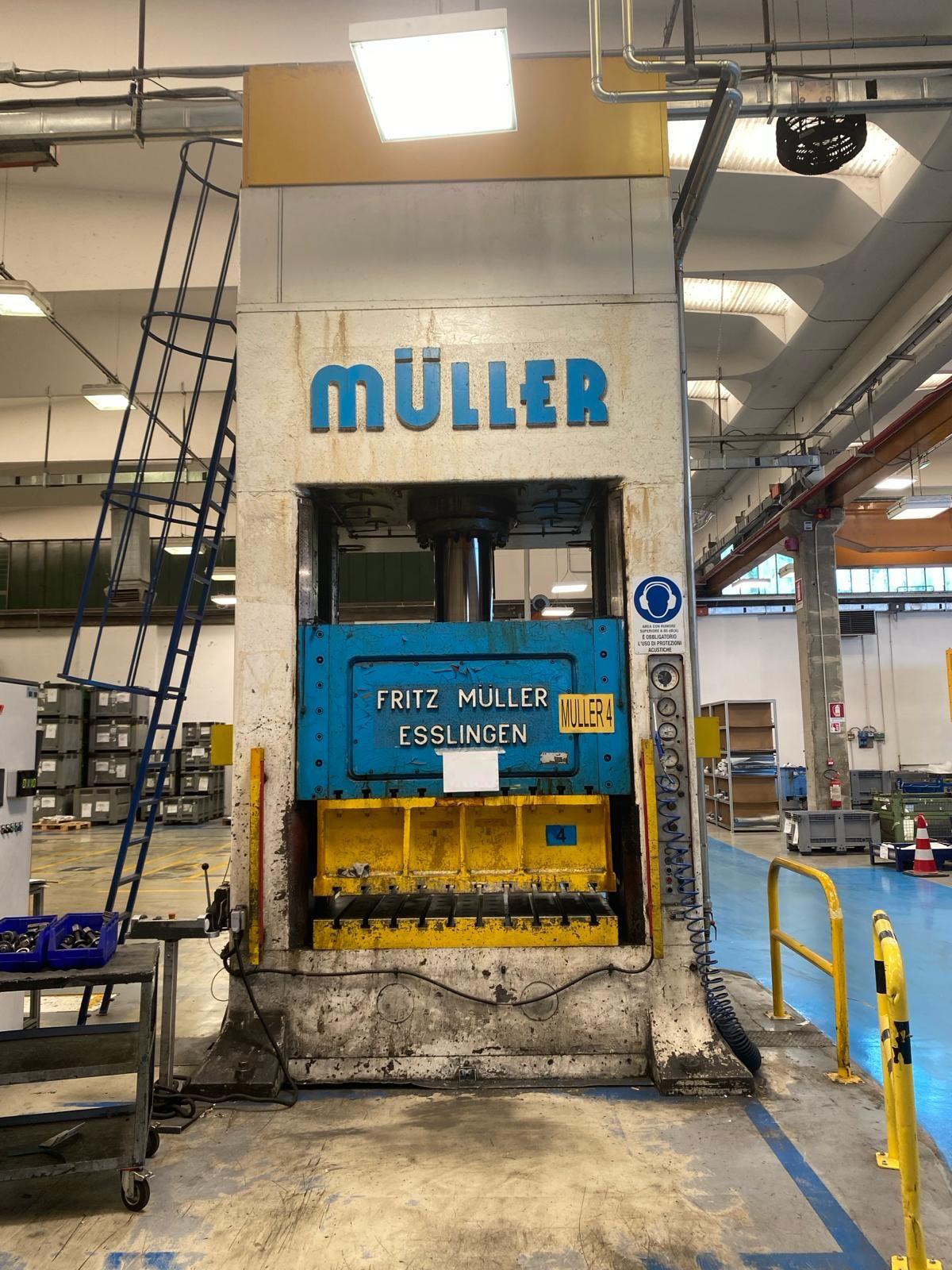 PRESSA IDRAULICA MULLER 315 TON Model ZE 315 in vendita - foto 7