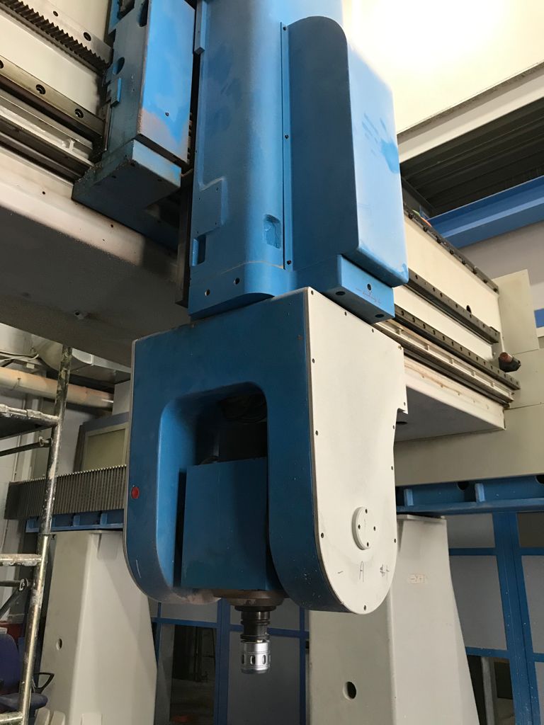 CENTRO DI LAVORO A PORTALE MOBILE JOBS 5 ASSI in vendita - foto 10