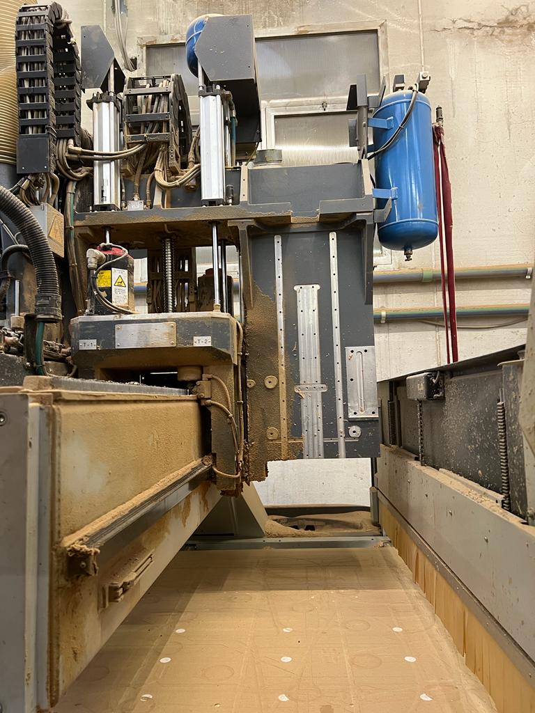 CENTRO DI LAVORO CMS MOD. TRIAX 5.50 3 ASSI in vendita - foto 4