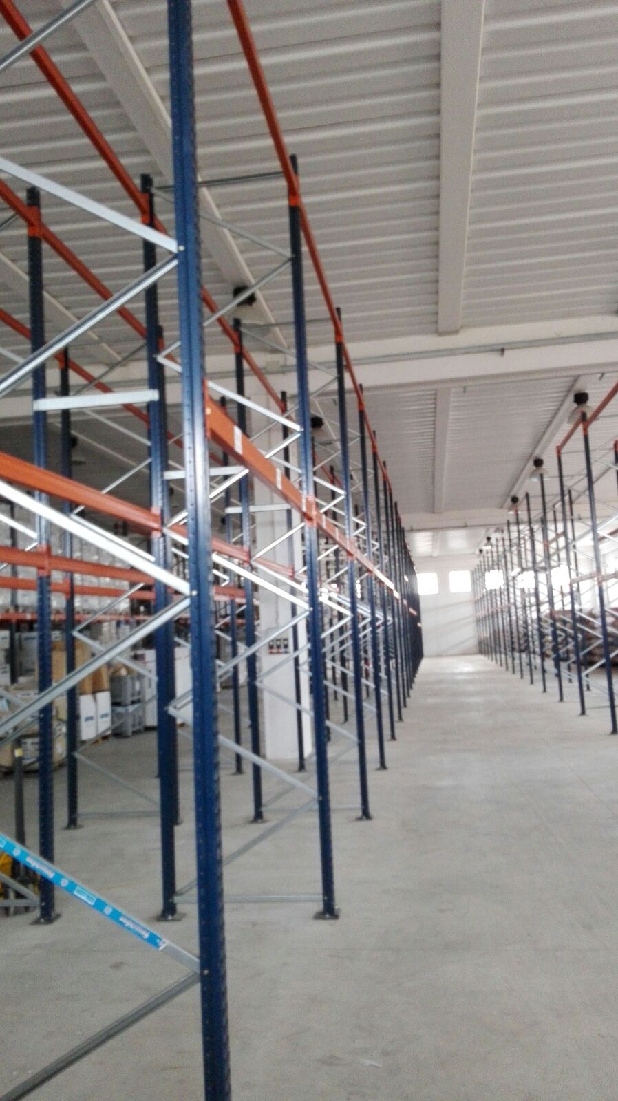 Scaffalature in vendita