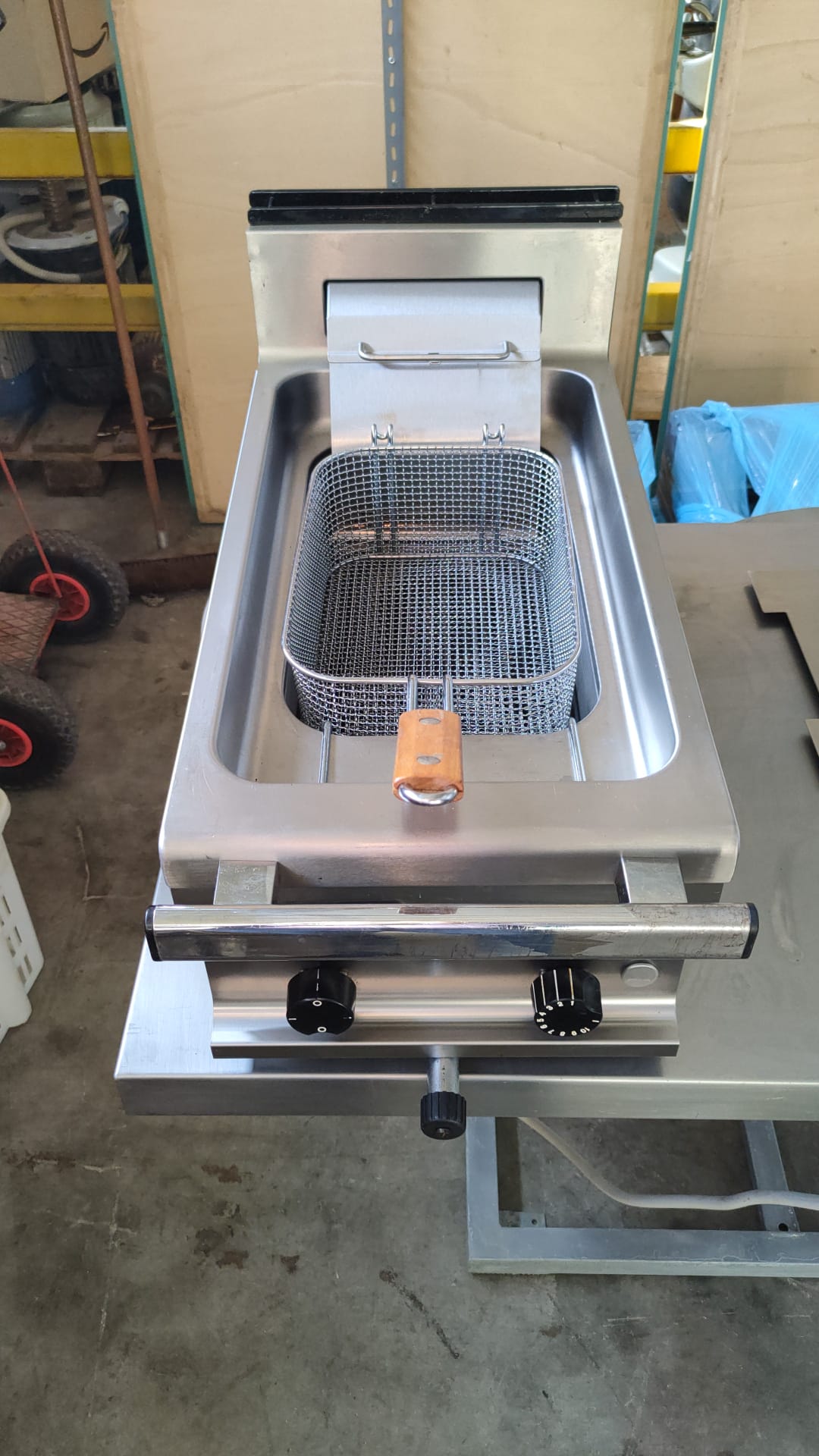 fornelli, friggitrice Zanussi + macina pane Rollmatic in vendita - foto 8