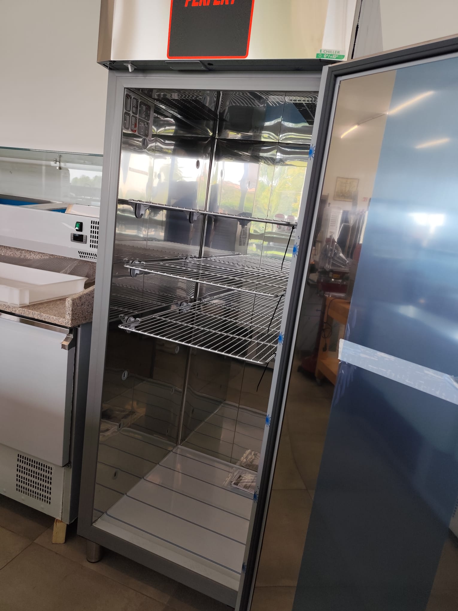 Frigo acciaio 700lt - Abbattitore 5 teglie -40°C in vendita - foto 2