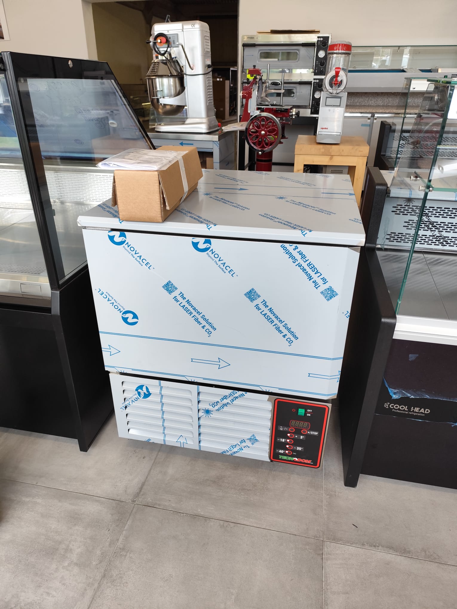 Frigo acciaio 700lt - Abbattitore 5 teglie -40°C in vendita - foto 9