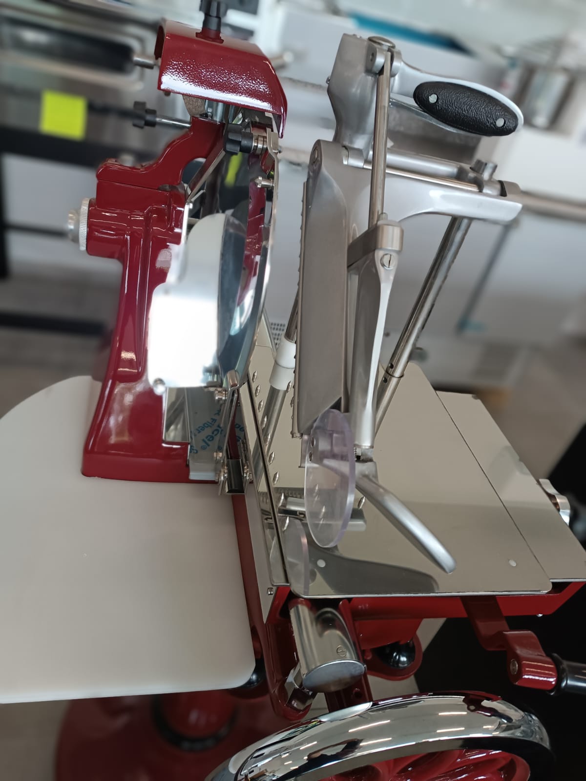 AFFETTATRICE A VOLANO SERIE LUSSO LAMA DA 300 in vendita - foto 8