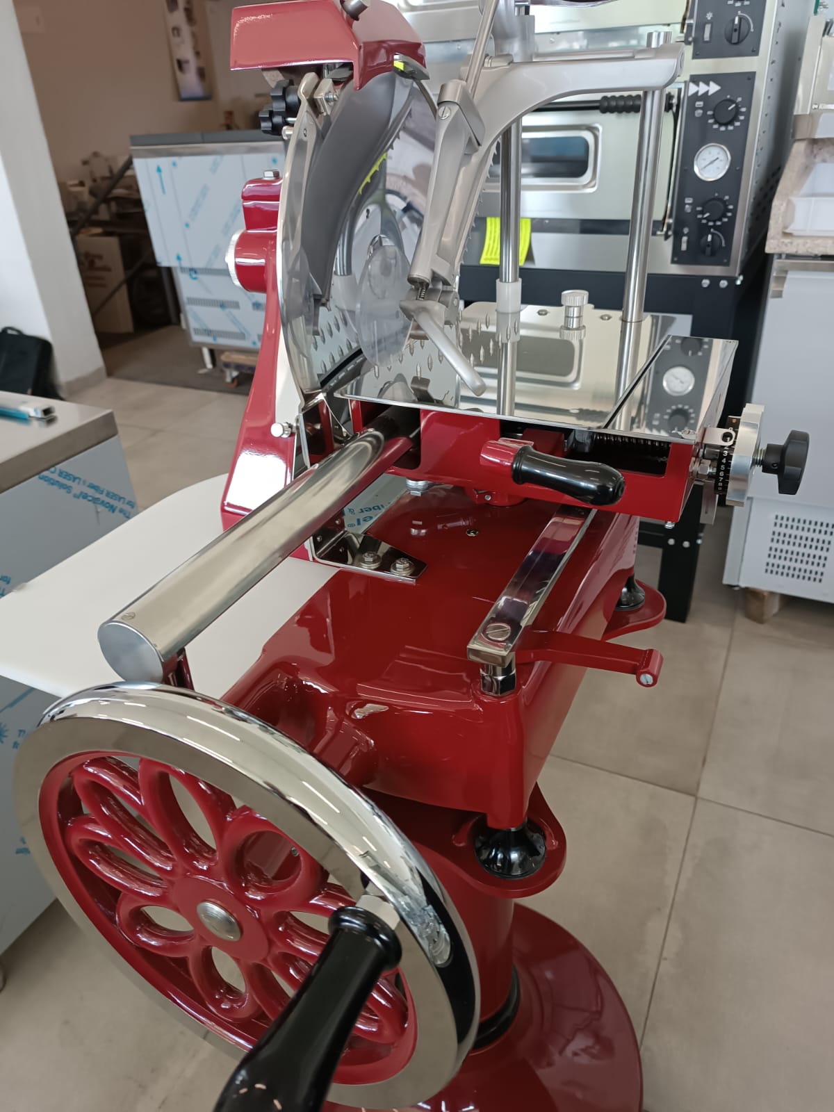 AFFETTATRICE A VOLANO SERIE LUSSO LAMA DA 300 in vendita - foto 10