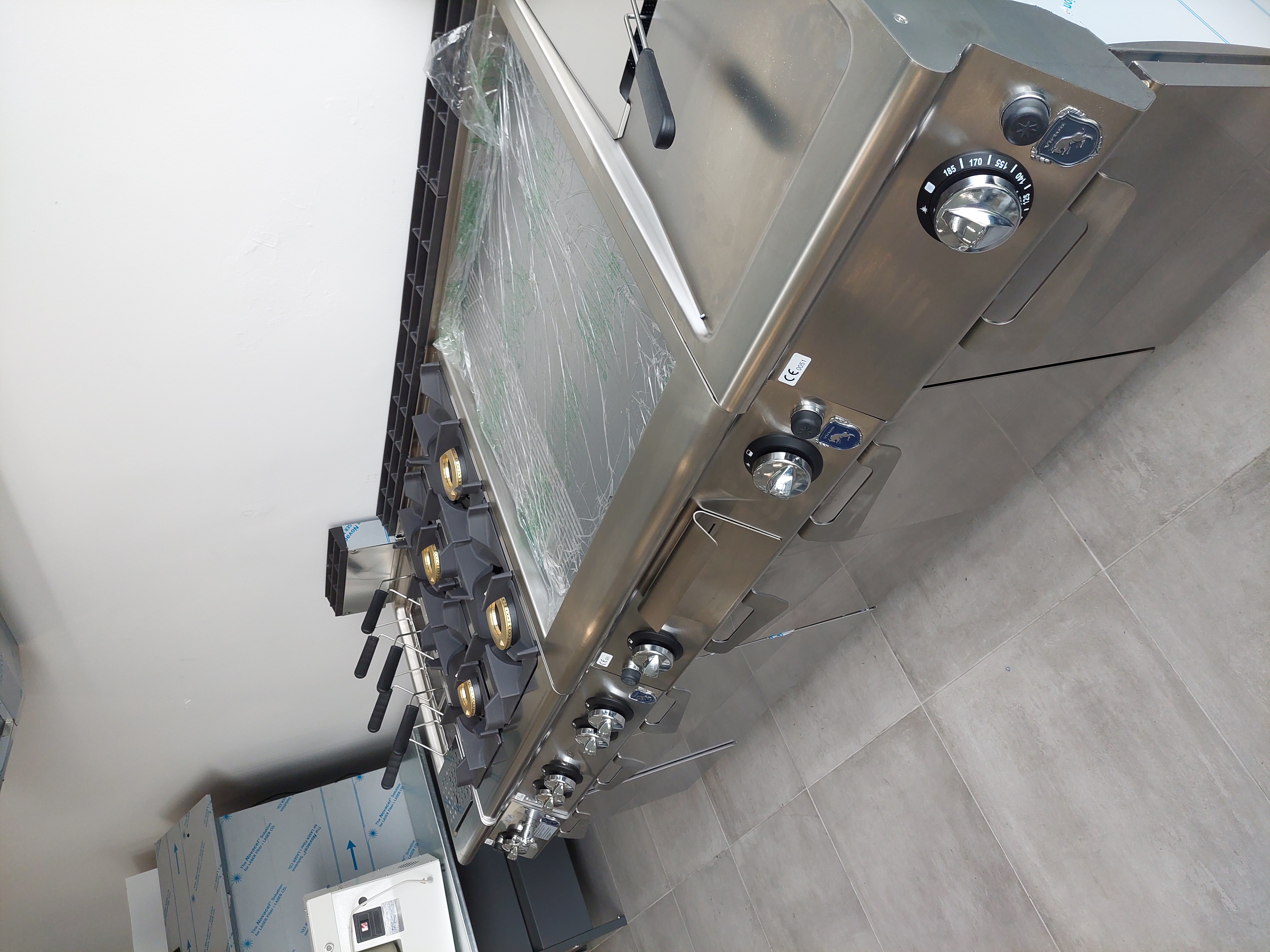 Cucina a gas serie 90 completa di cappa in vendita - foto 5