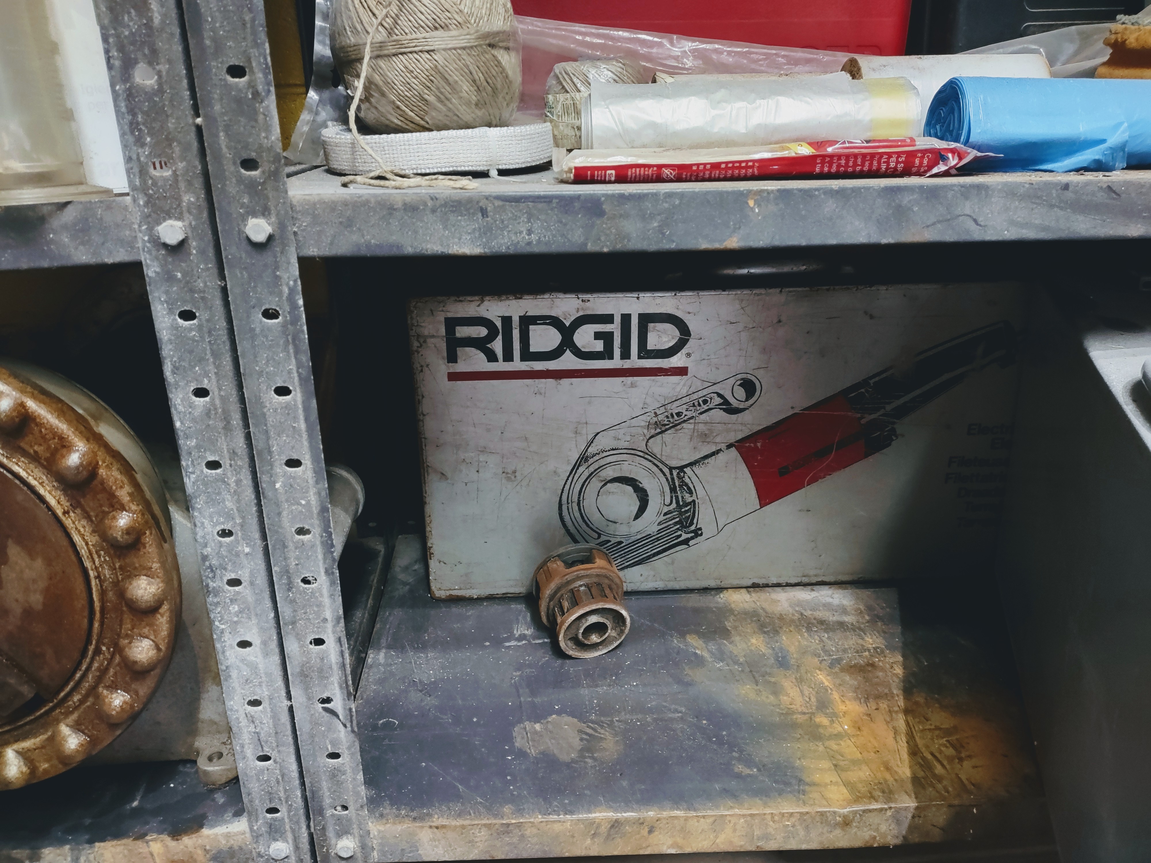 per cessata attivita offresi attrezzature e materiali  in vendita - foto 11