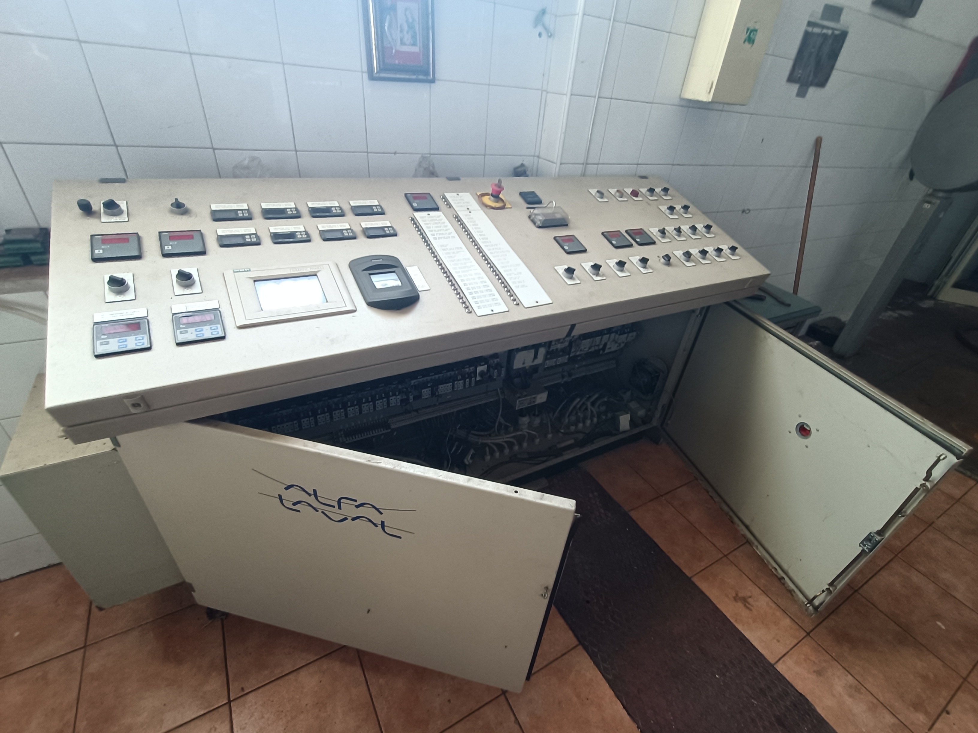 Impianto produzione Olio evo ALFA LAVAL 20 Ql/ora  in vendita - foto 11