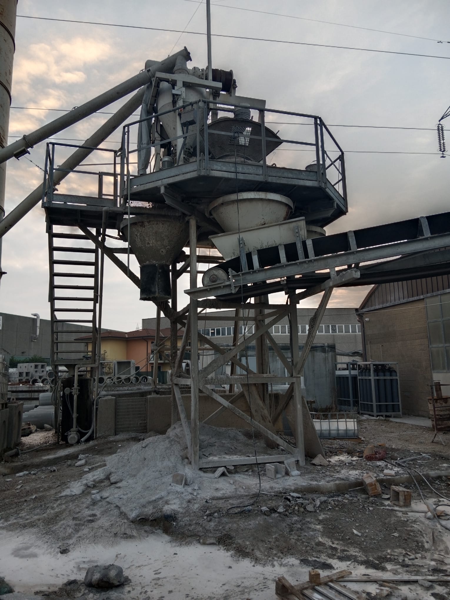Impianto di Betonaggio - Alta Efficienza e Massima Affi in vendita - foto 6