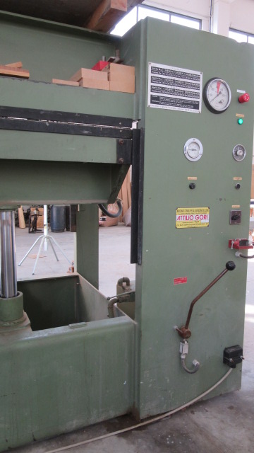 Pressa oleodinamica Manni funzionante e revisionata in vendita - foto 6