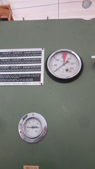 Pressa oleodinamica Manni funzionante e revisionata in vendita - foto 5