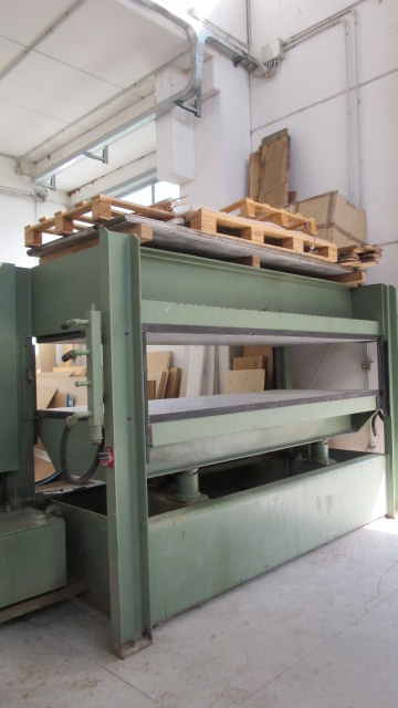 Pressa oleodinamica Manni funzionante e revisionata in vendita - foto 7