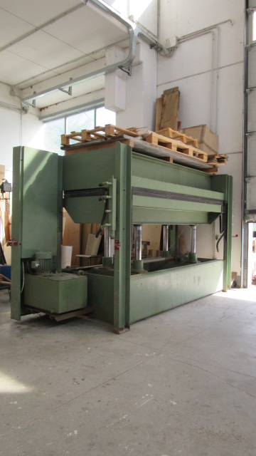 Pressa oleodinamica Manni funzionante e revisionata in vendita - foto 1