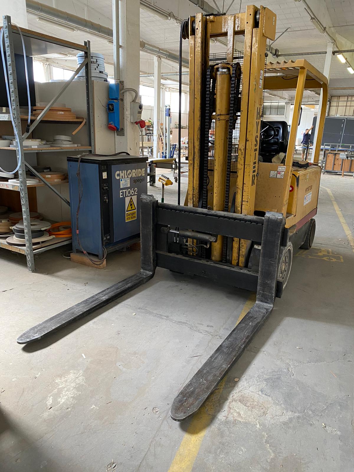 Carrello elevatore elettrico Hyster 50 q in vendita - foto 5