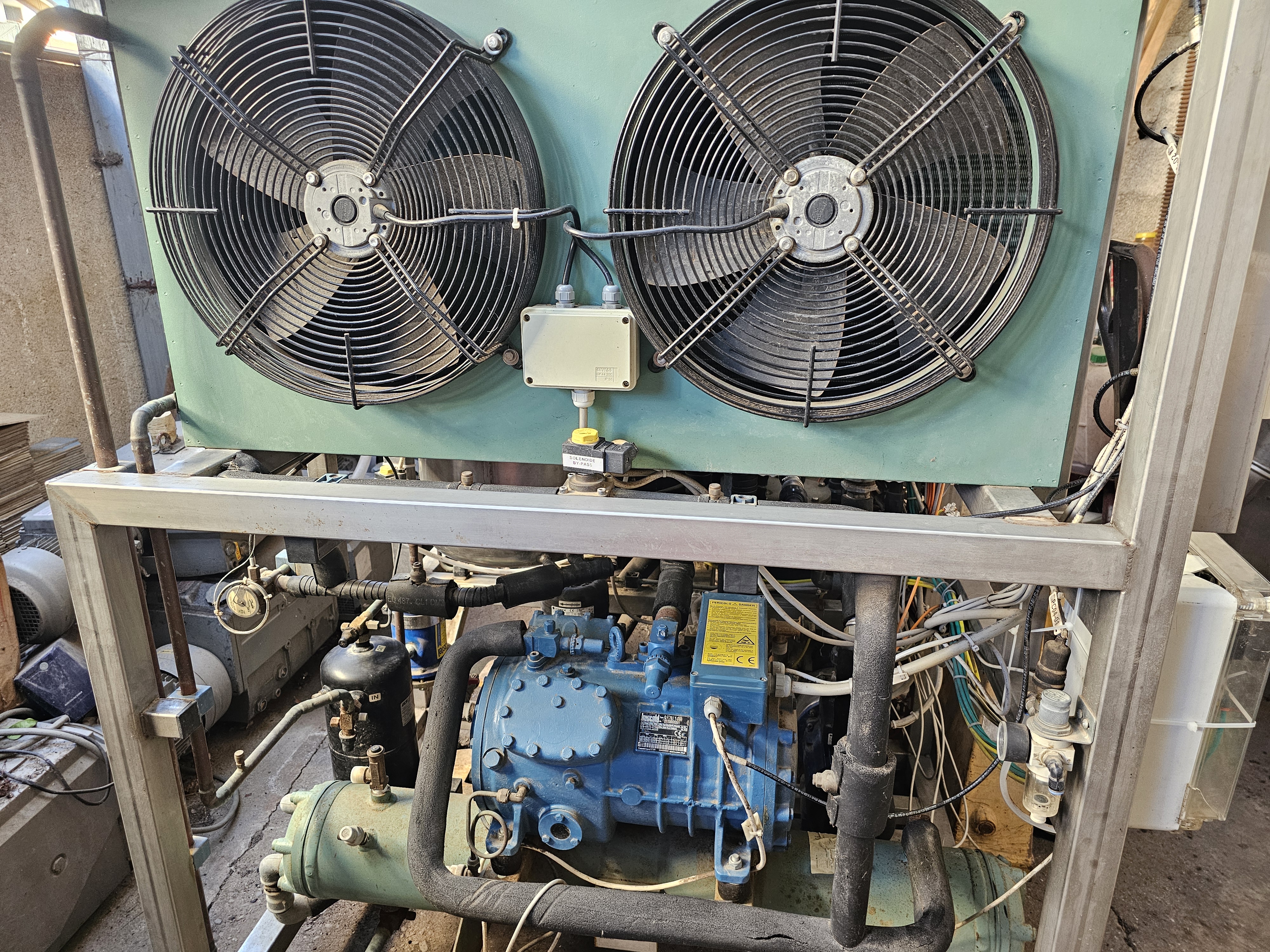 EVAPORATORE CONCENTRATORE SOTTOVUOTO A POMPA DI CALORE in vendita - foto 2