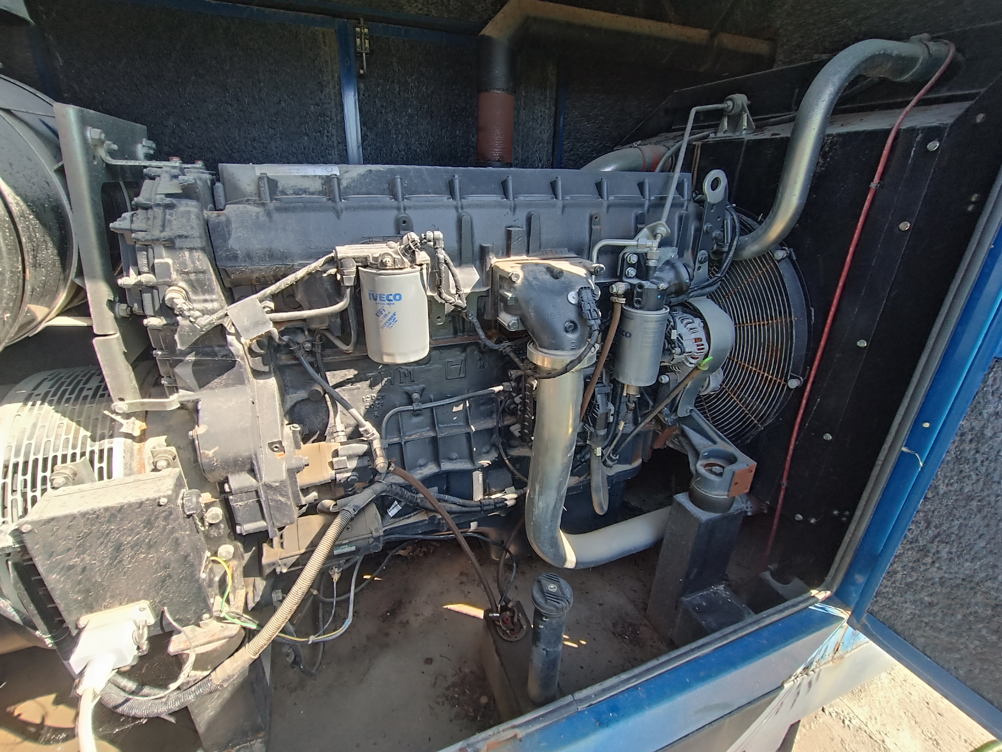 Gruppo elettrogeno Gtf 385kw così come nelle foto.  in vendita - foto 4