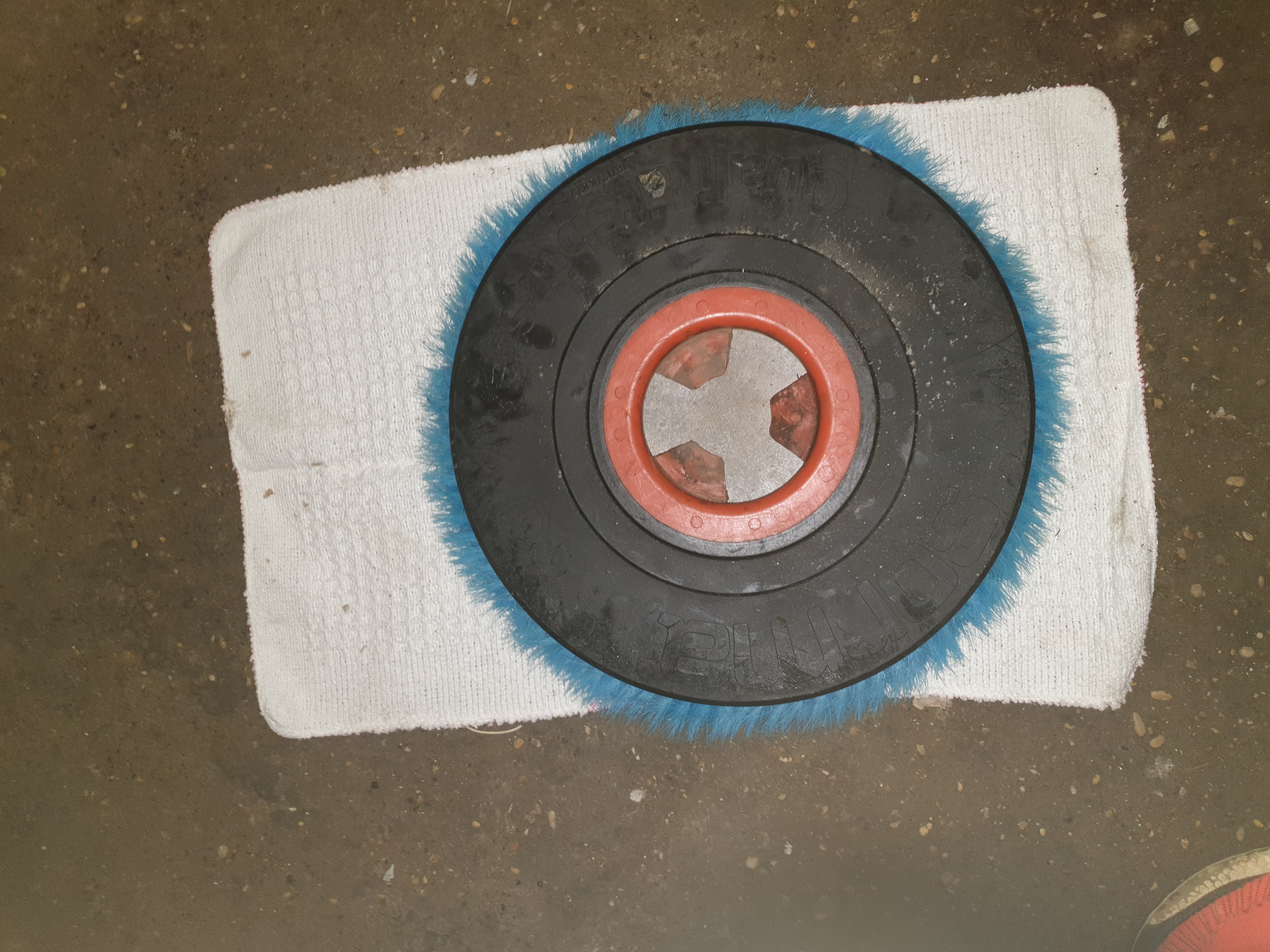Monospazzola professionale per pavimenti  in vendita - foto 2