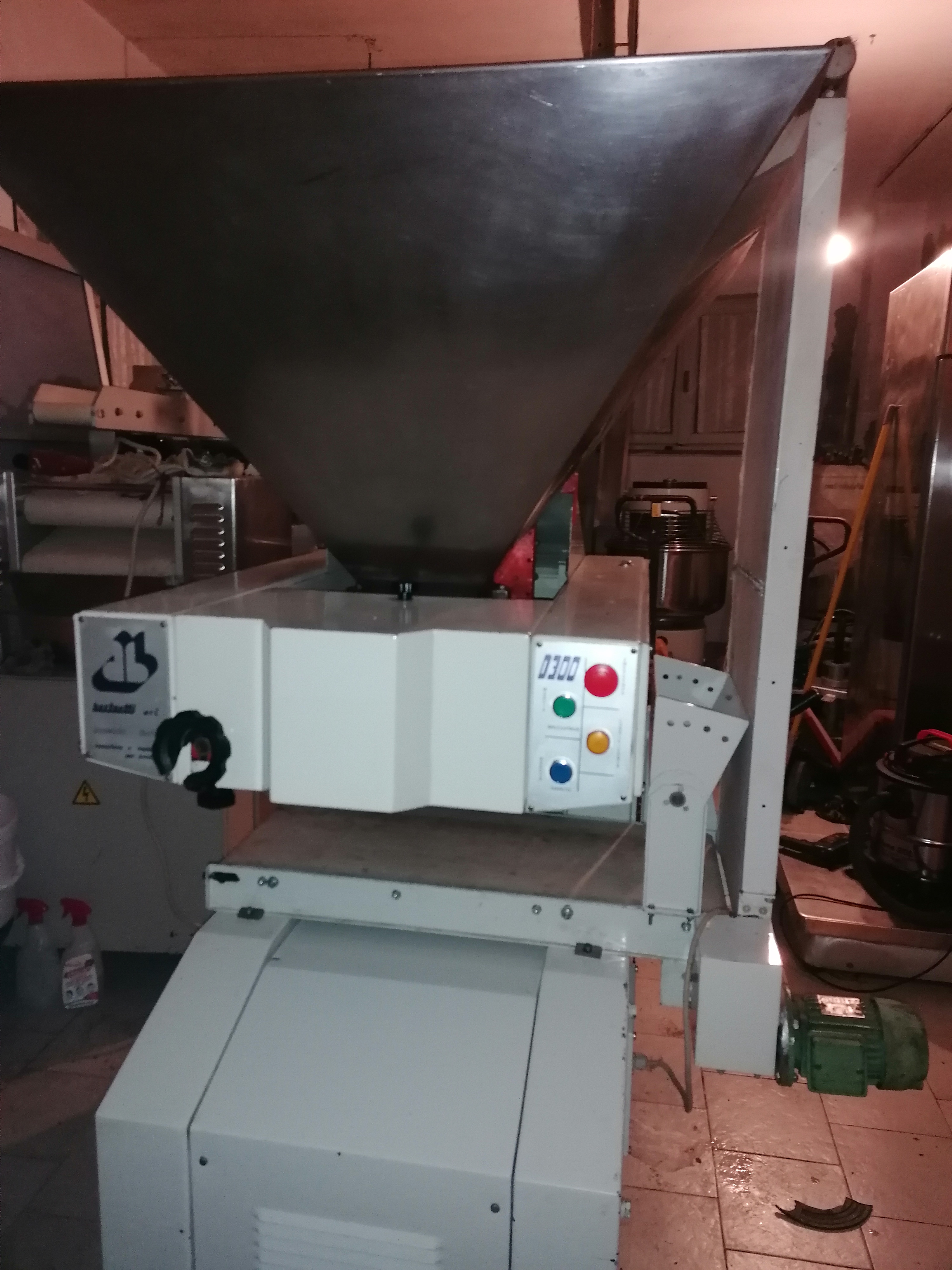  Spezzatrice volumetrica Bertuetti D300 in vendita - foto 3