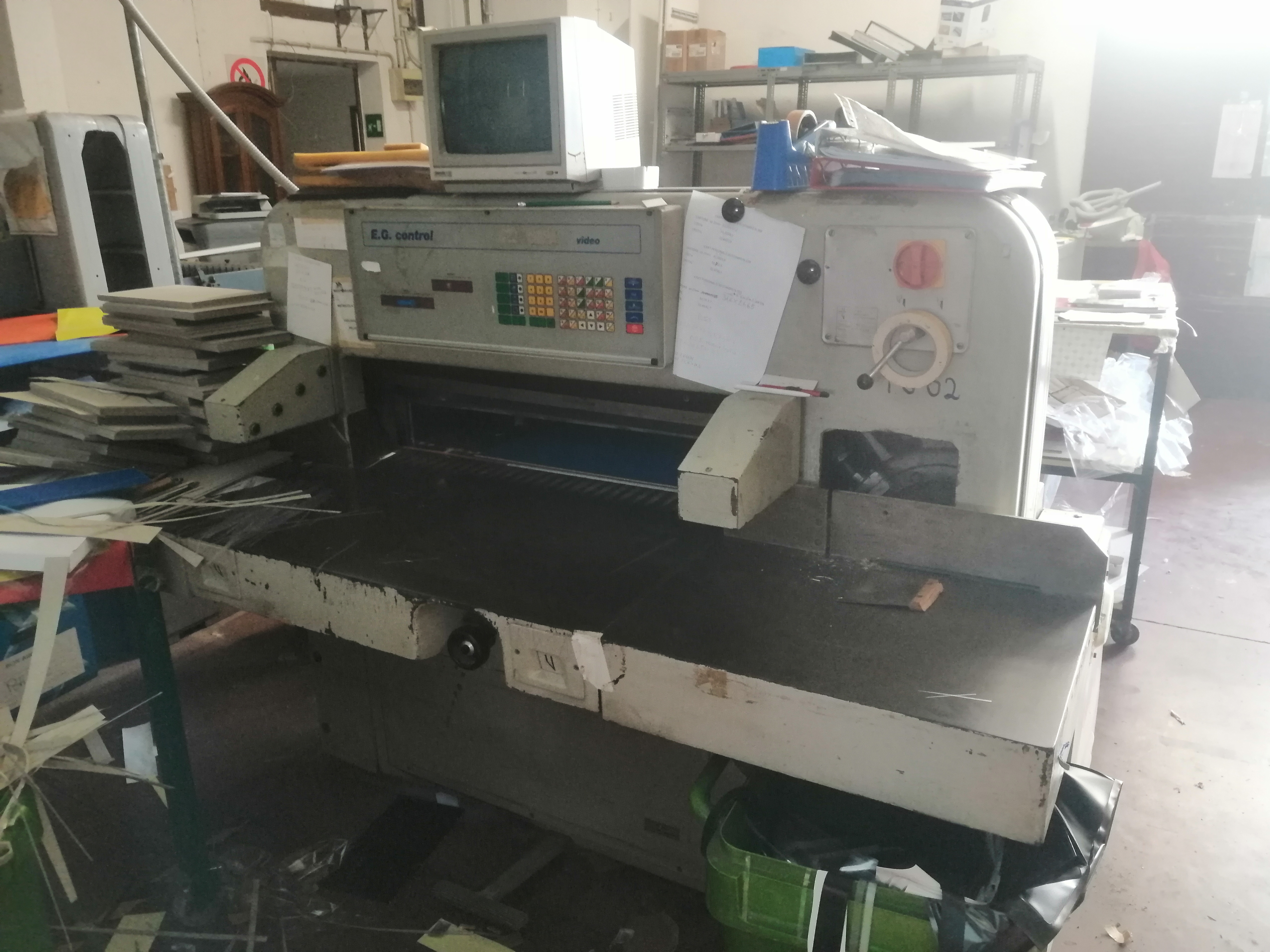macchine cartotecnica e presse H.F. in vendita - foto 6