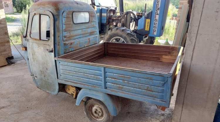 Ape Piaggio 150 faro sul parafango  in vendita - foto 6