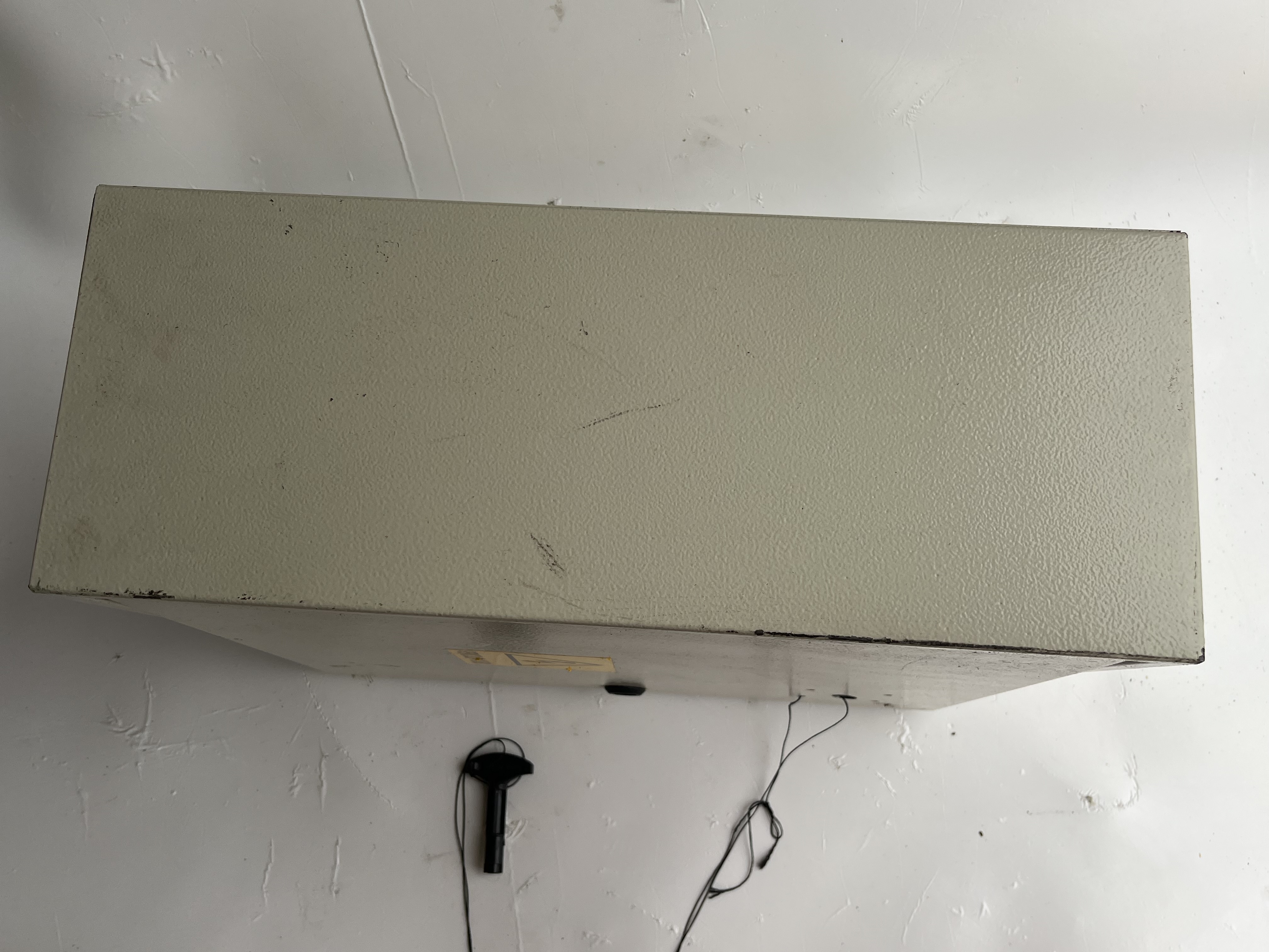 Cassetta in metallo per Quadri Elettrici 47x37x18  in vendita - foto 6