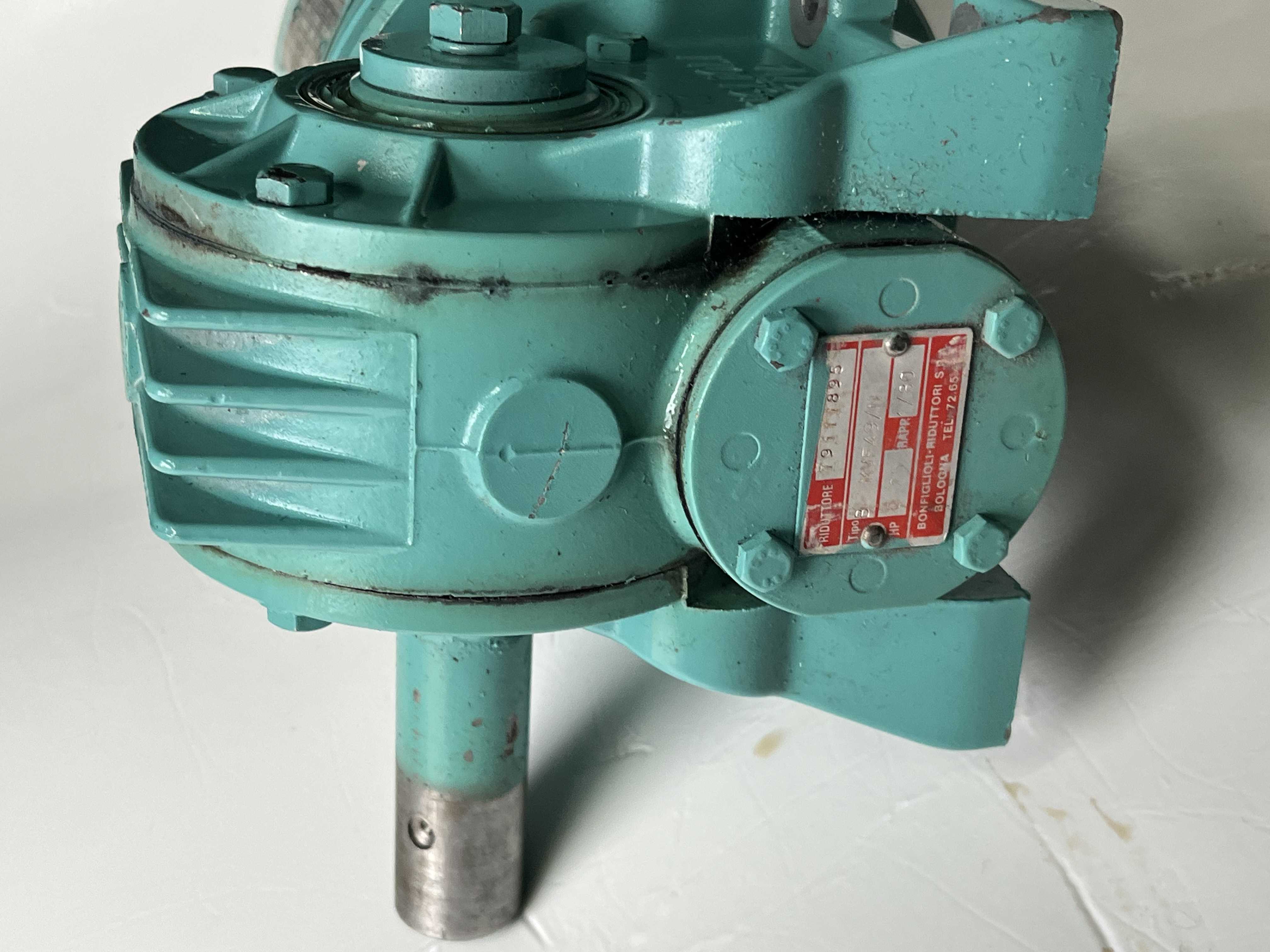 BONFIGLIOLI  MVF49/N Motoriduttore -  Rapp. 1.80 in vendita - foto 8