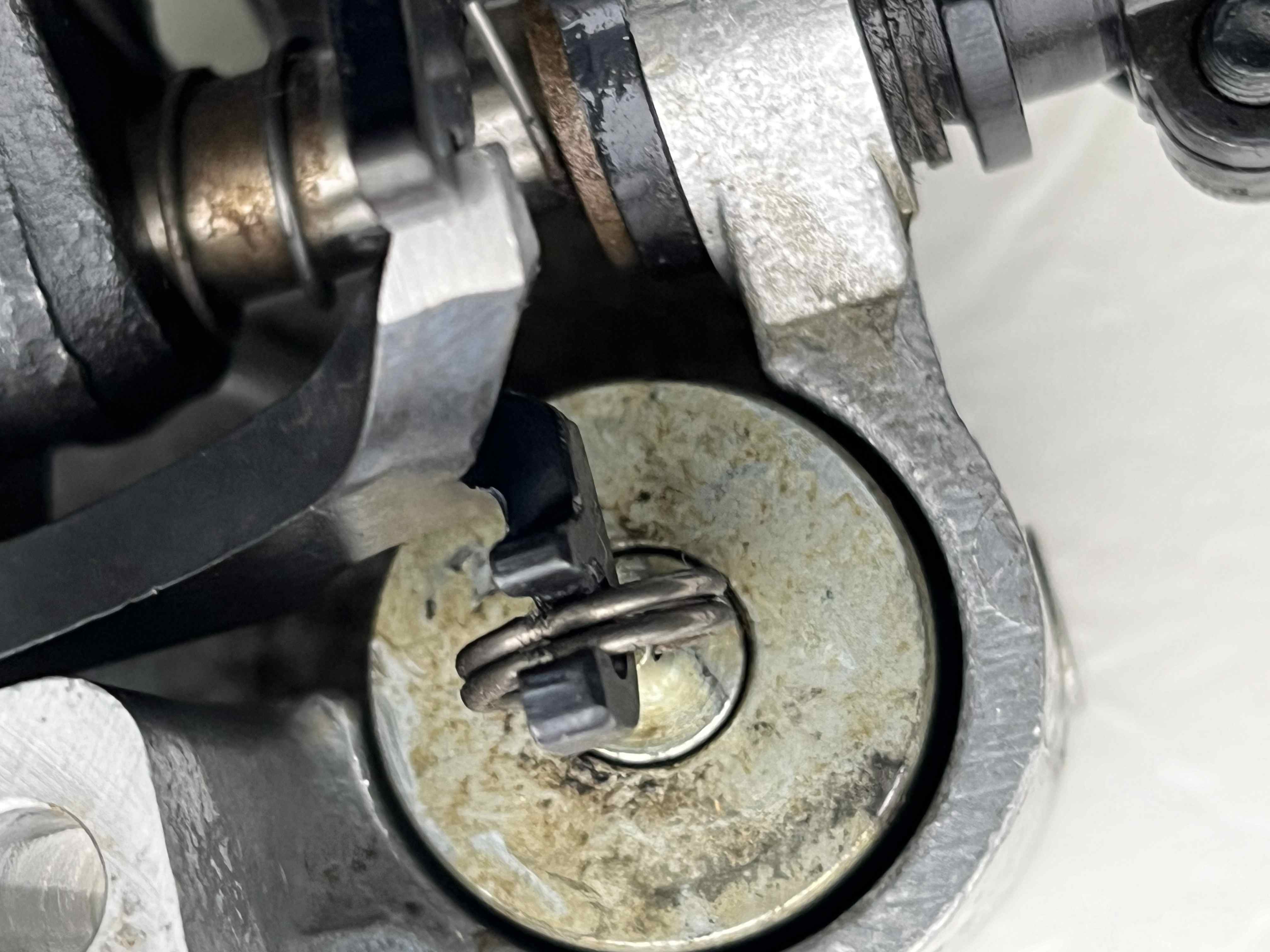 GR9 PFAFF 91-168-906-05 rasafilo macchine industriali in vendita - foto 2