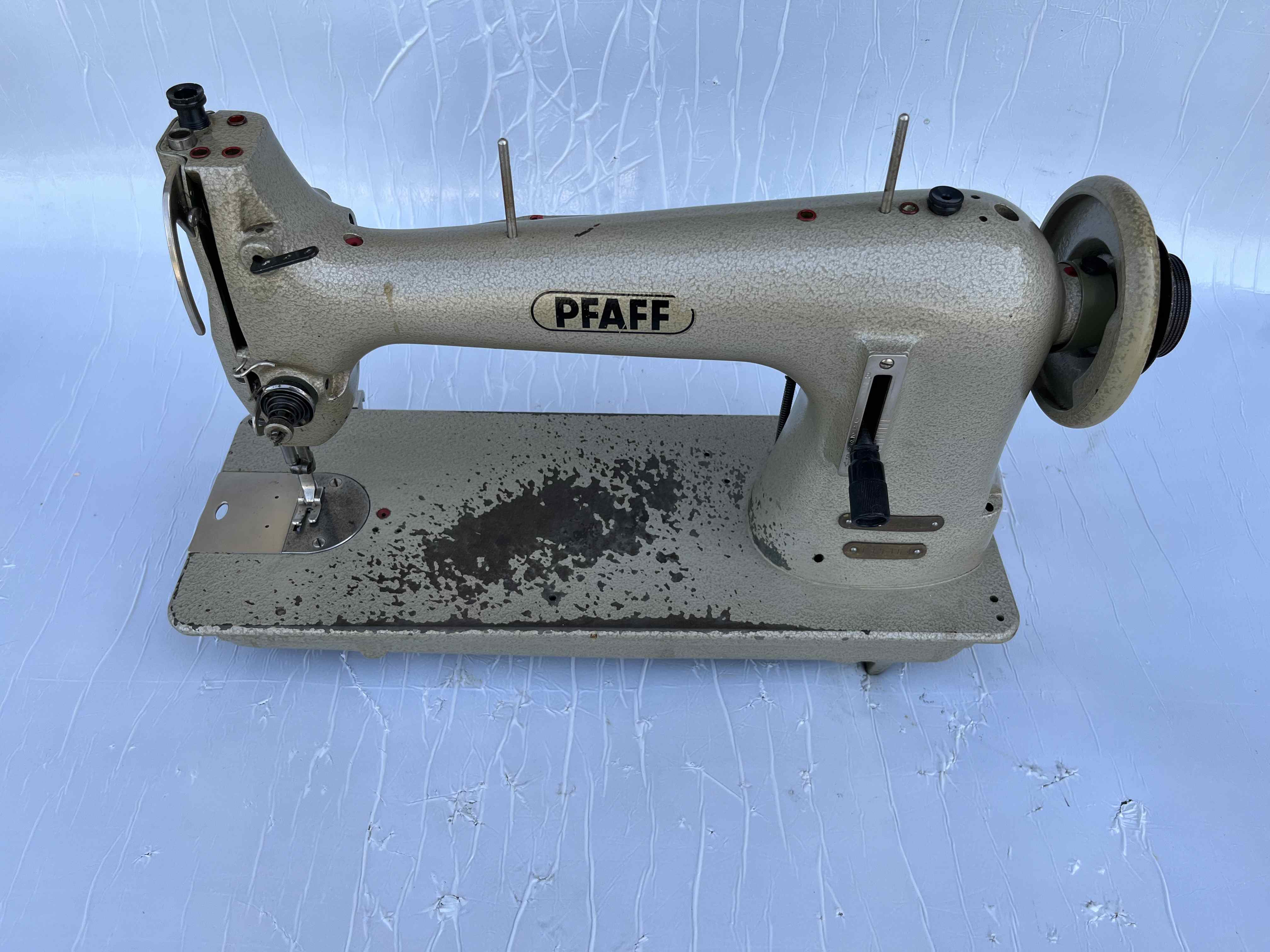 PFAFF 34 macchina cucire lineare in vendita - foto 1