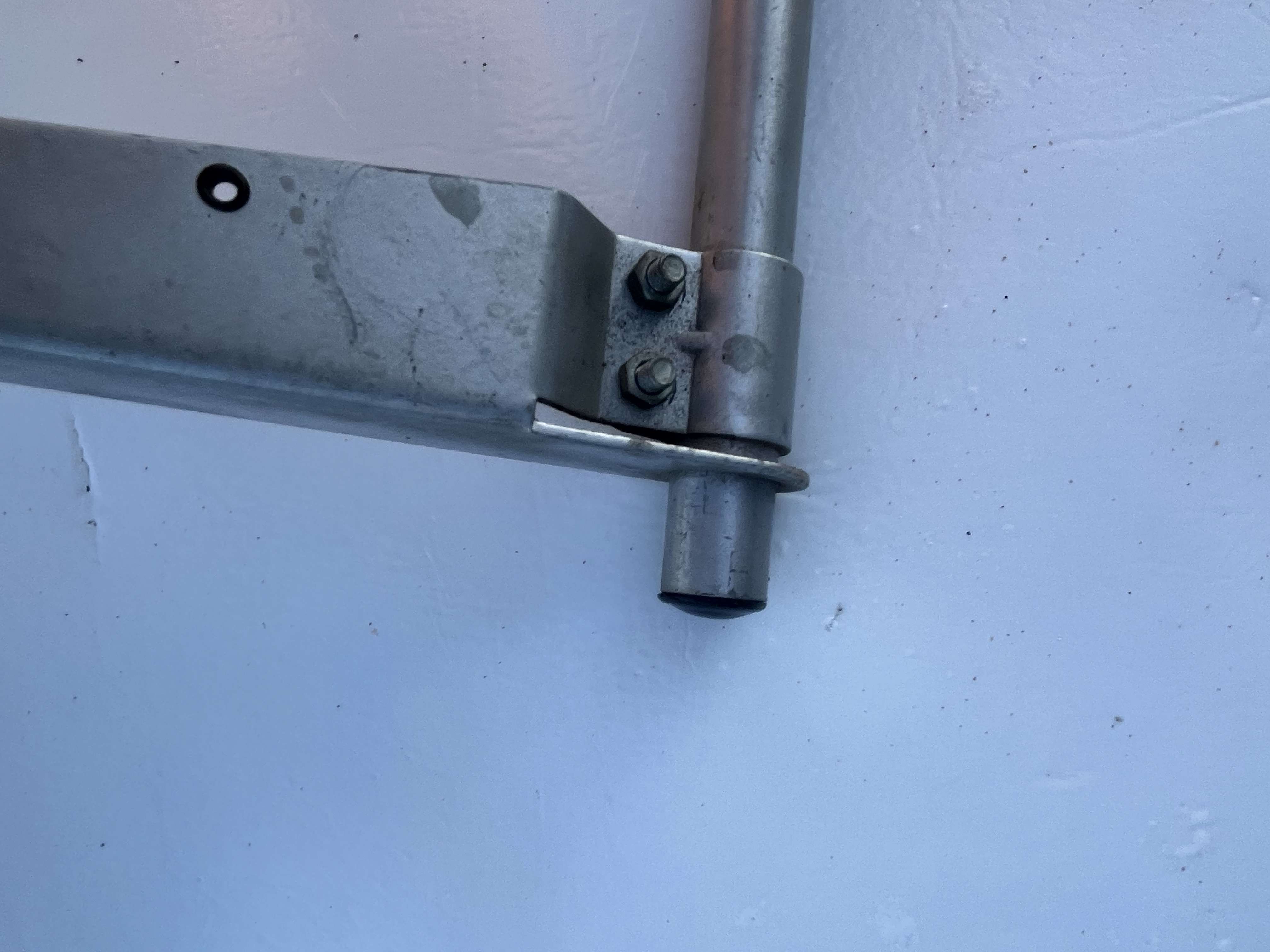 Asta porta filo  a 2 rocchetti per macchina da cucire in vendita - foto 2