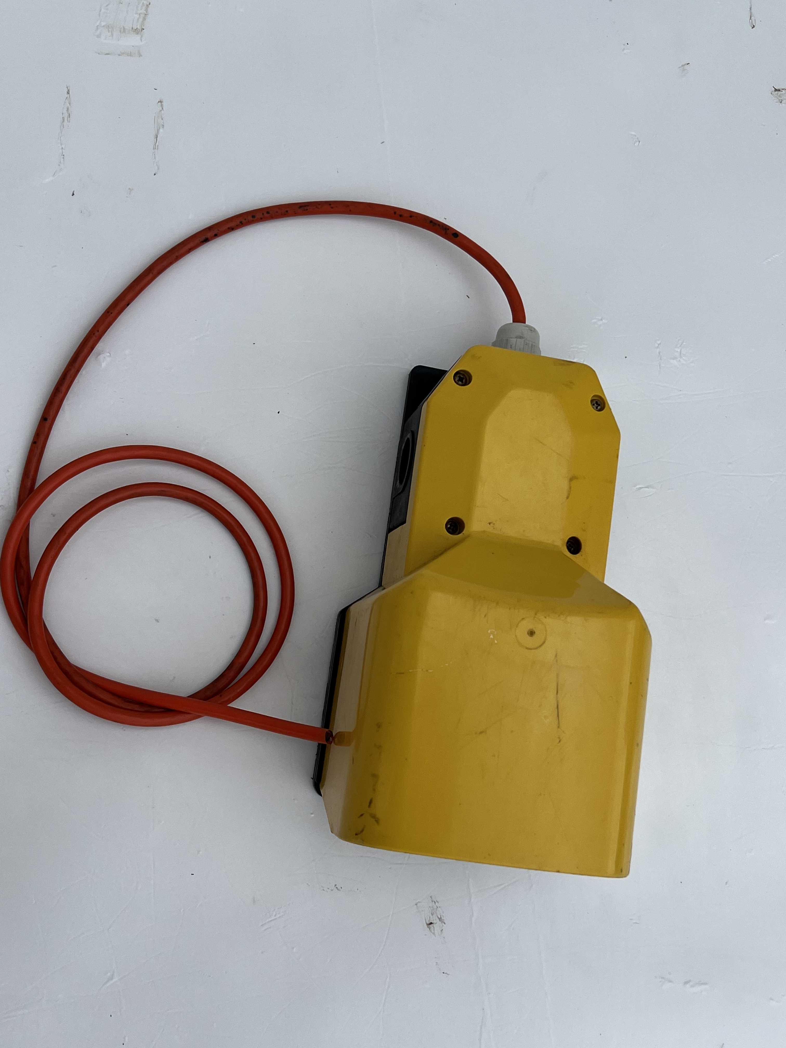 PX 10120 Pizzato Interruttore a pedale singolo in vendita - foto 1