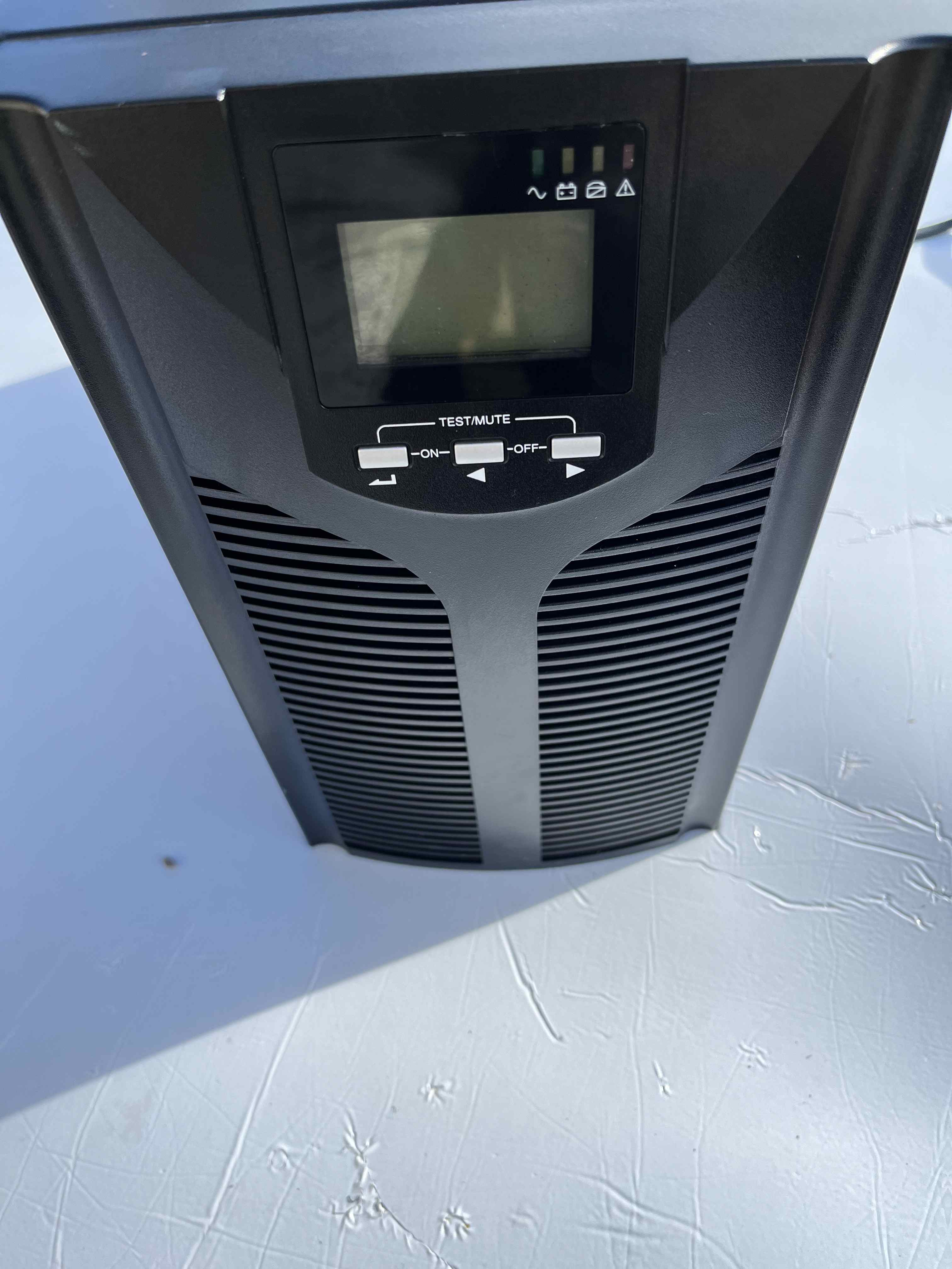 Gruppo di Continuità (Ups) model 3KVA  in vendita - foto 2