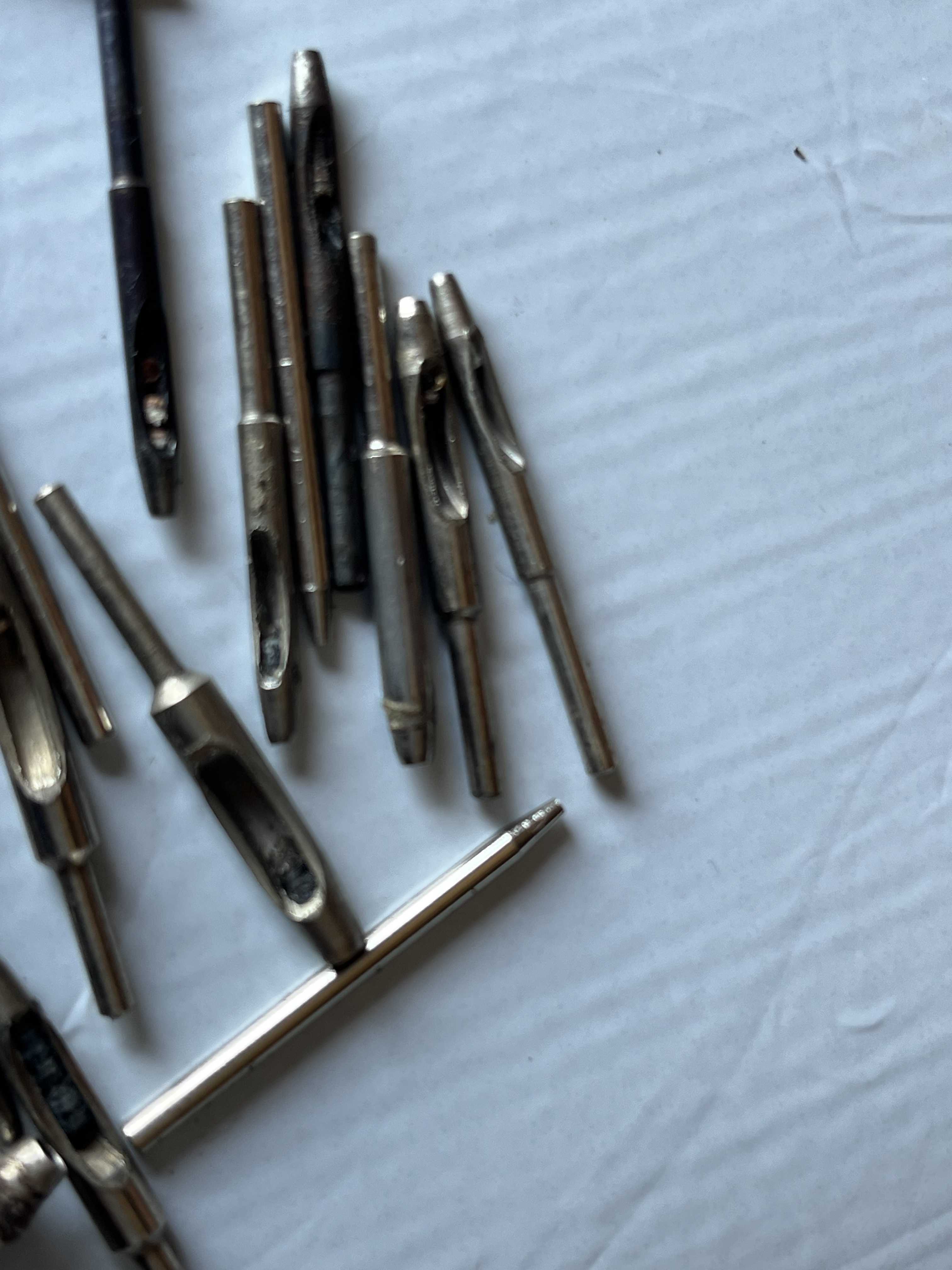 Punch Set Kit Tool foratura Cuoio. Gomma. Cartone etc in vendita - foto 4