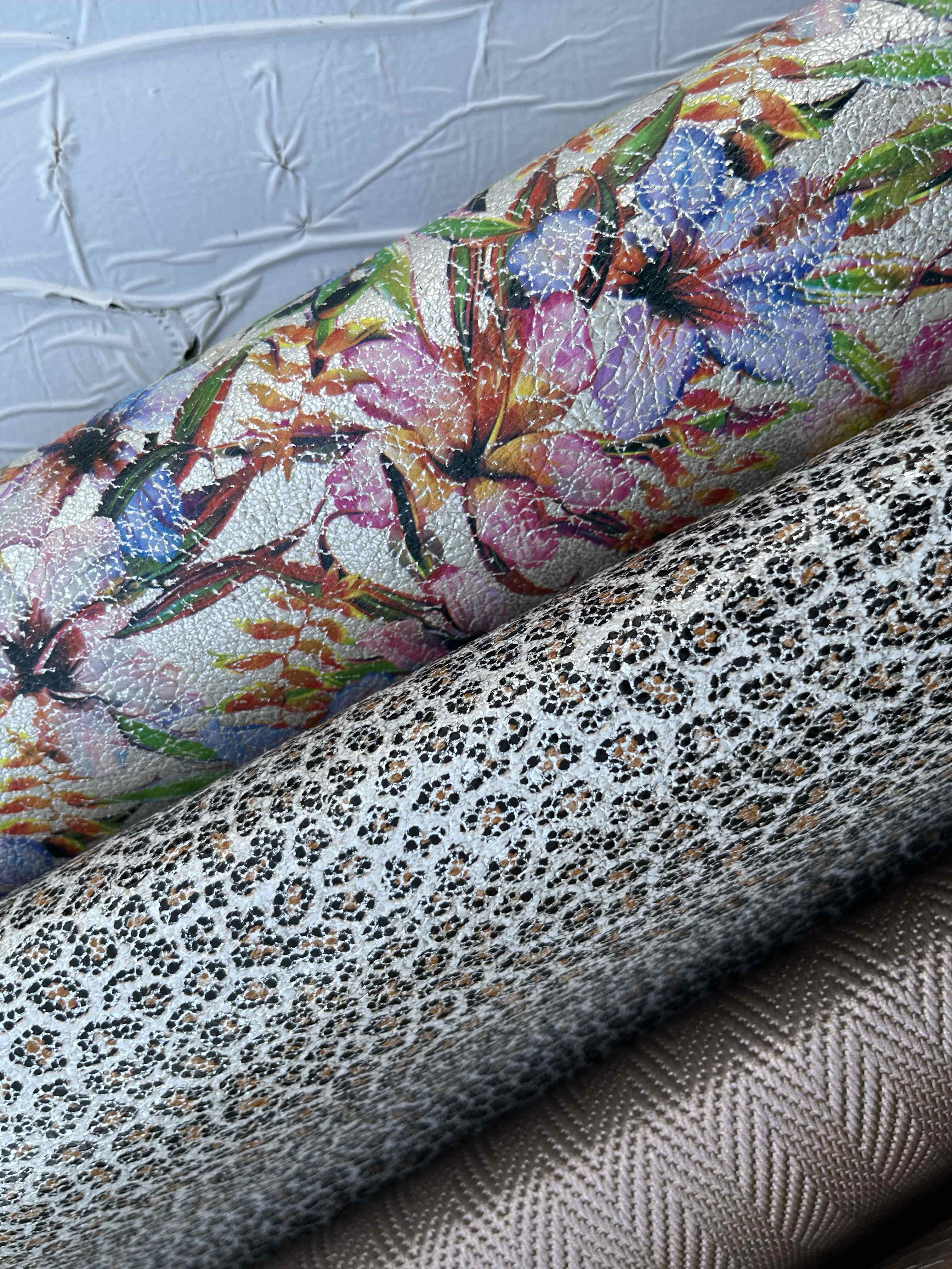 Stock pellame per zoccoli e sandali SP. 2,0 - 300 PELLI in vendita - foto 2