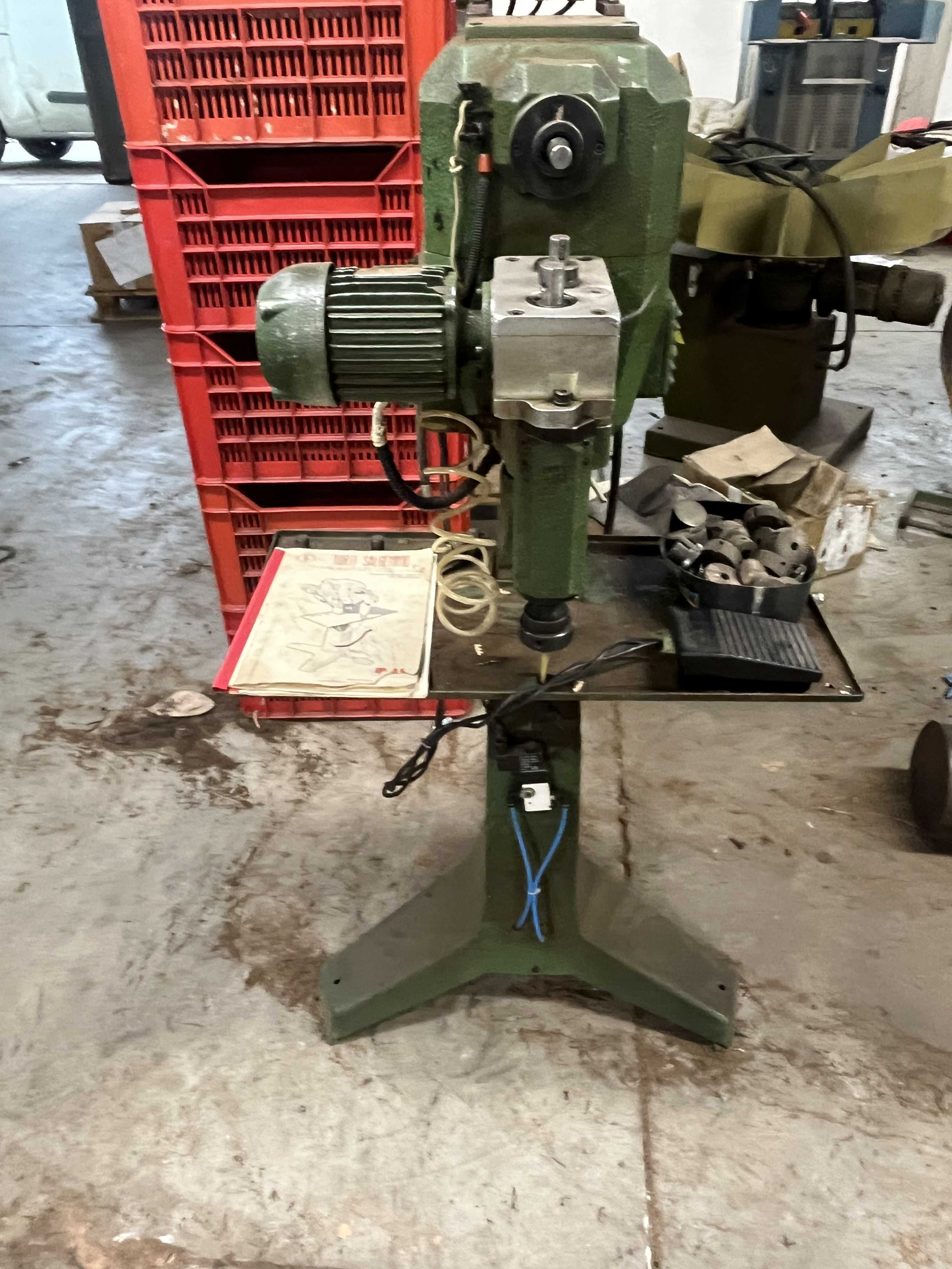 Macchina per increna su suola in vendita - foto 5